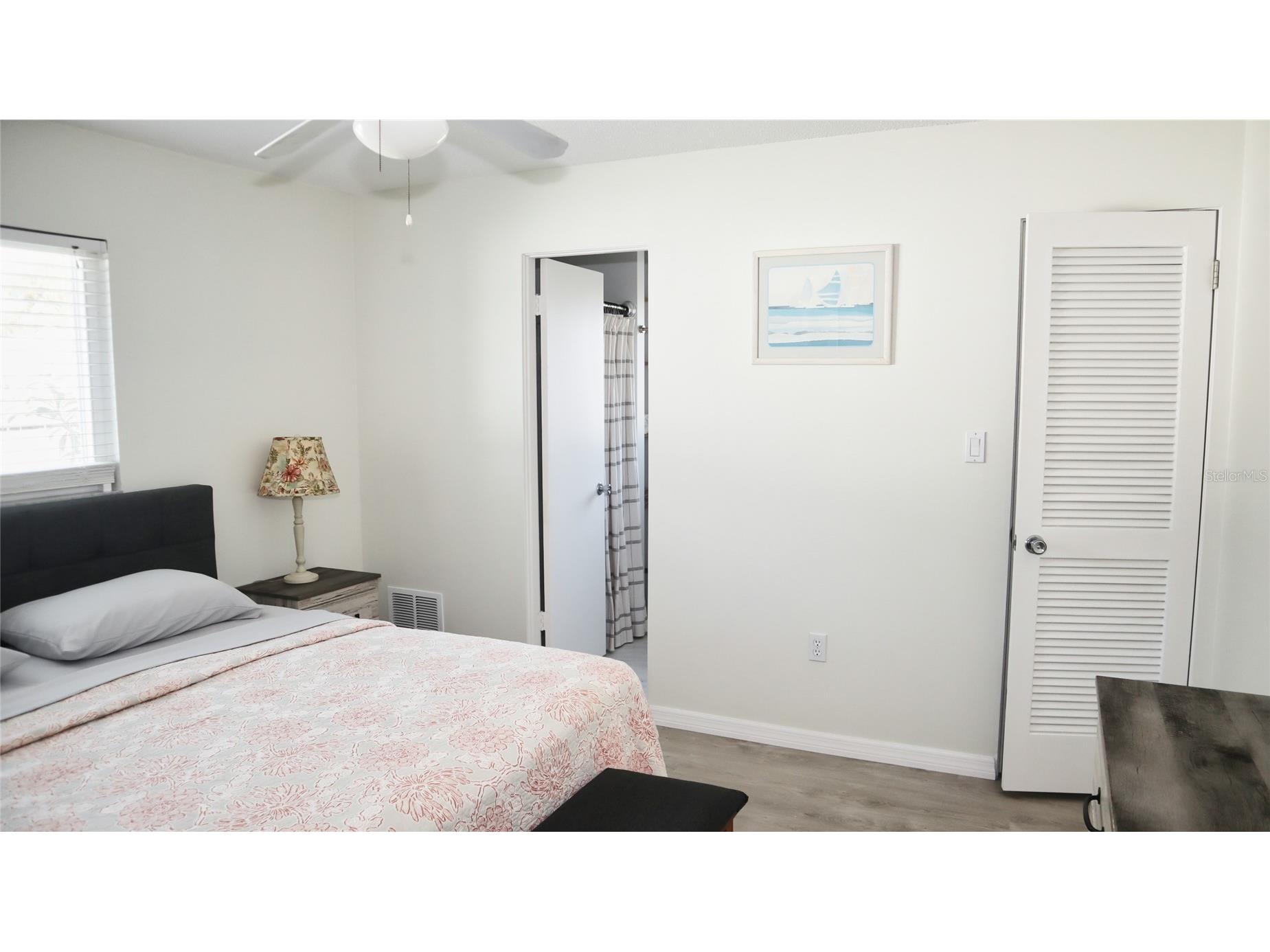 2118 Michele Drive Sarasota FL 34231 N6143453 image30