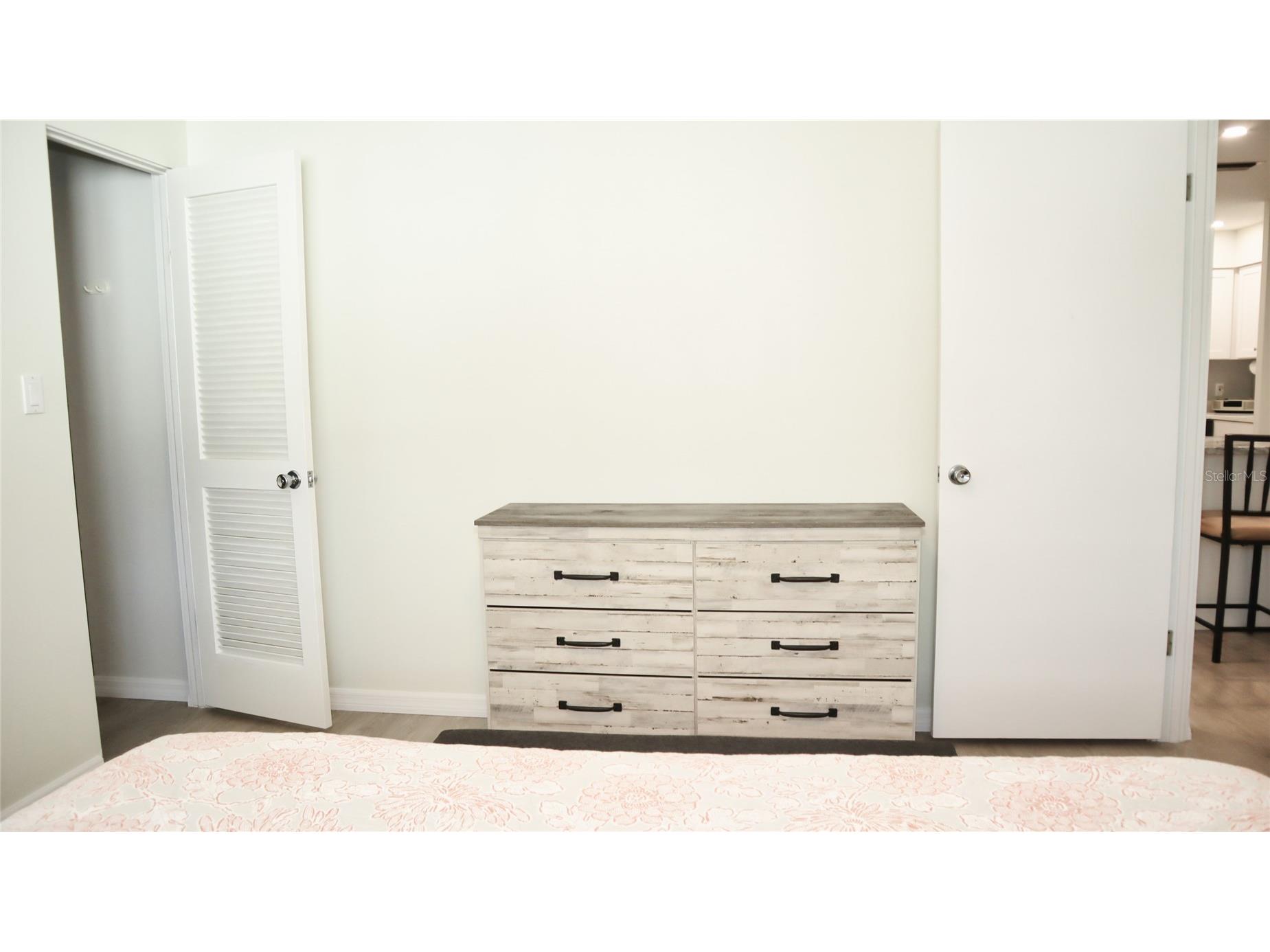 2118 Michele Drive Sarasota FL 34231 N6143453 image31
