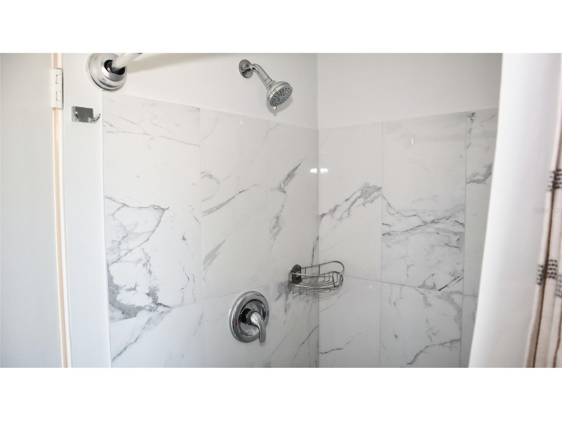 2118 Michele Drive Sarasota FL 34231 N6143453 image36