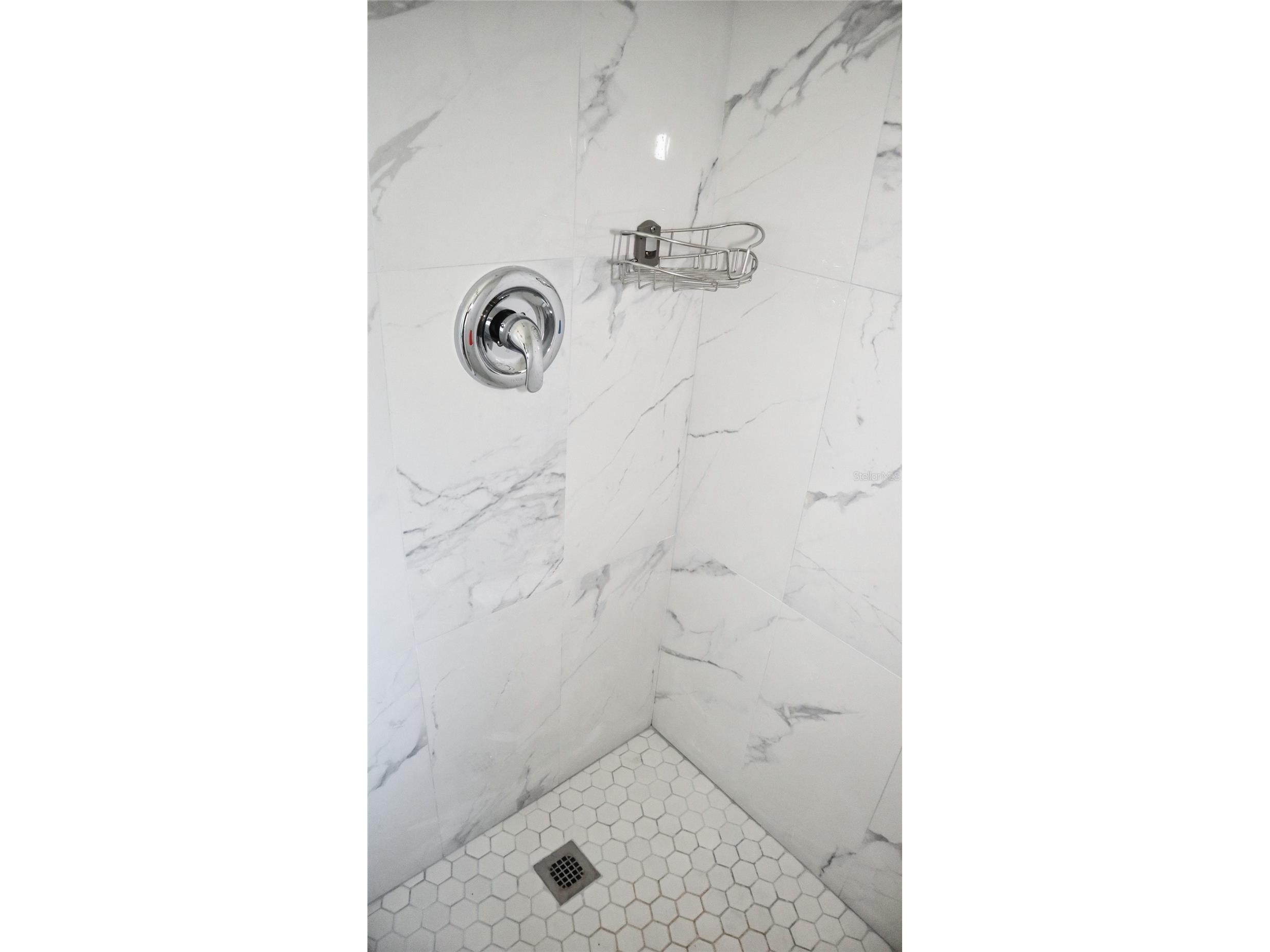 2118 Michele Drive Sarasota FL 34231 N6143453 image38