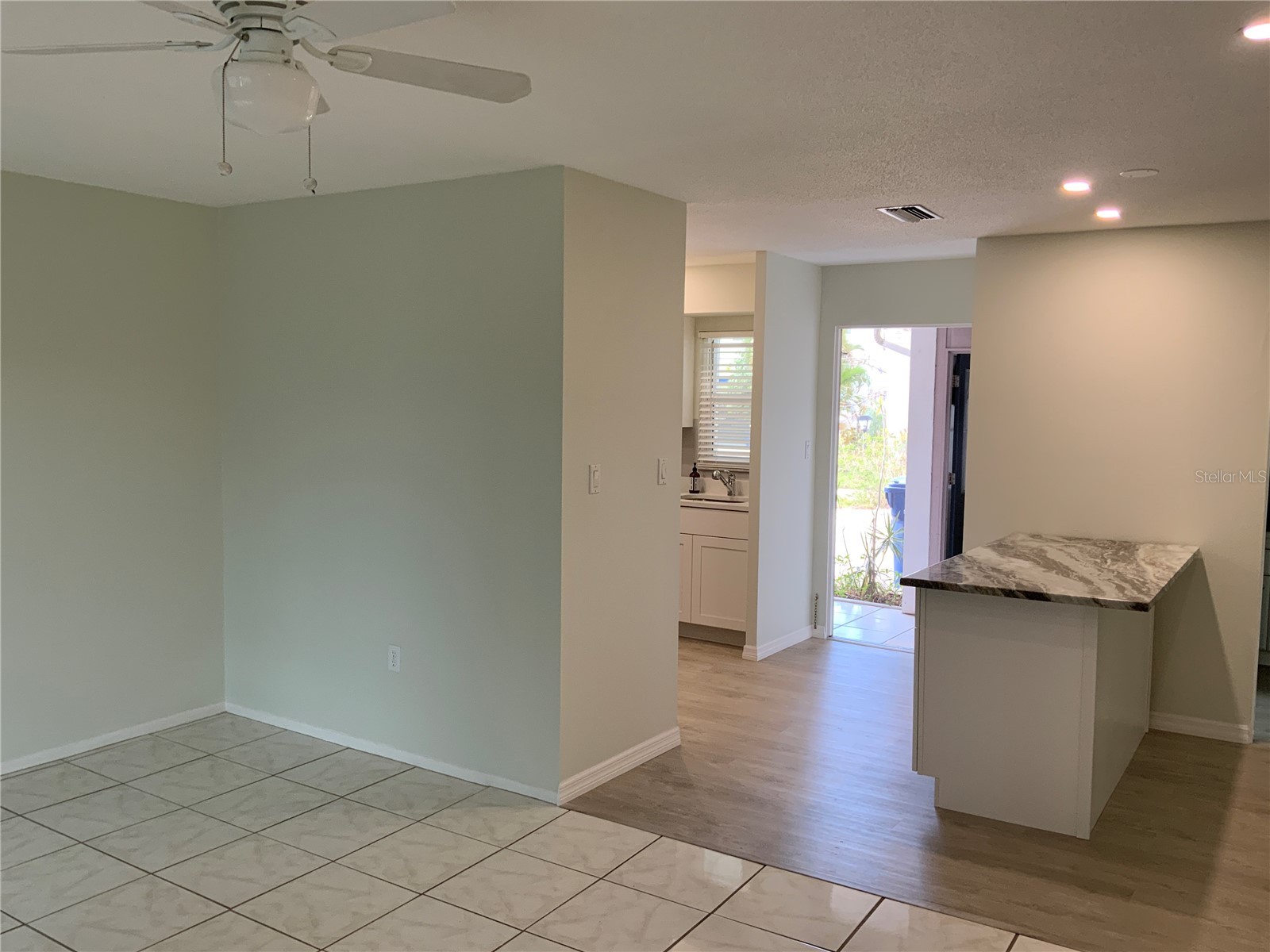 2118 Michele Drive Sarasota FL 34231 N6143453 image8