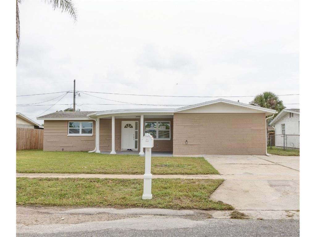 2118 Peggy Drive Holiday FL 34690 TB8304693 image1