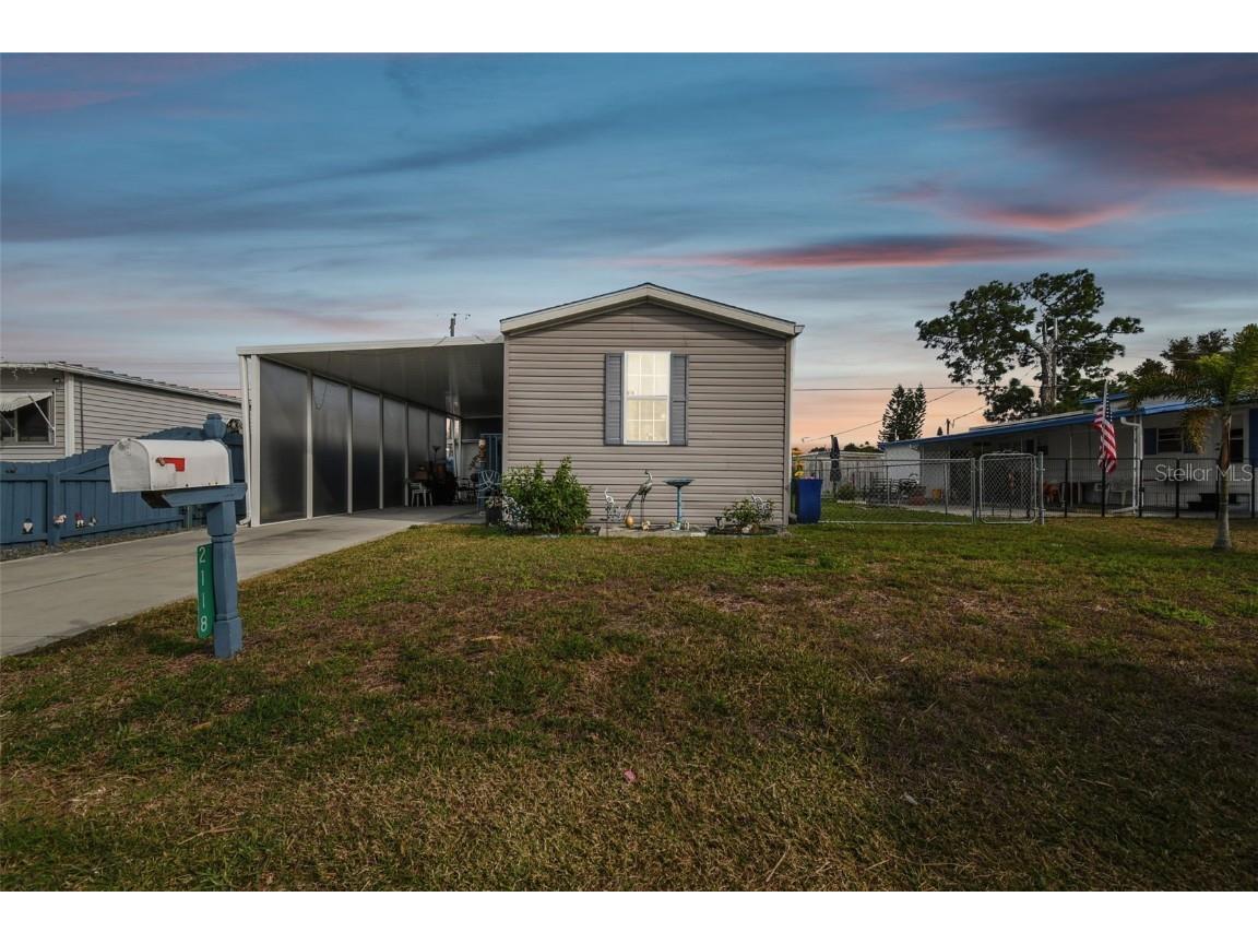 2118 Pleasure Drive Holiday FL 34691 U8225379 image1