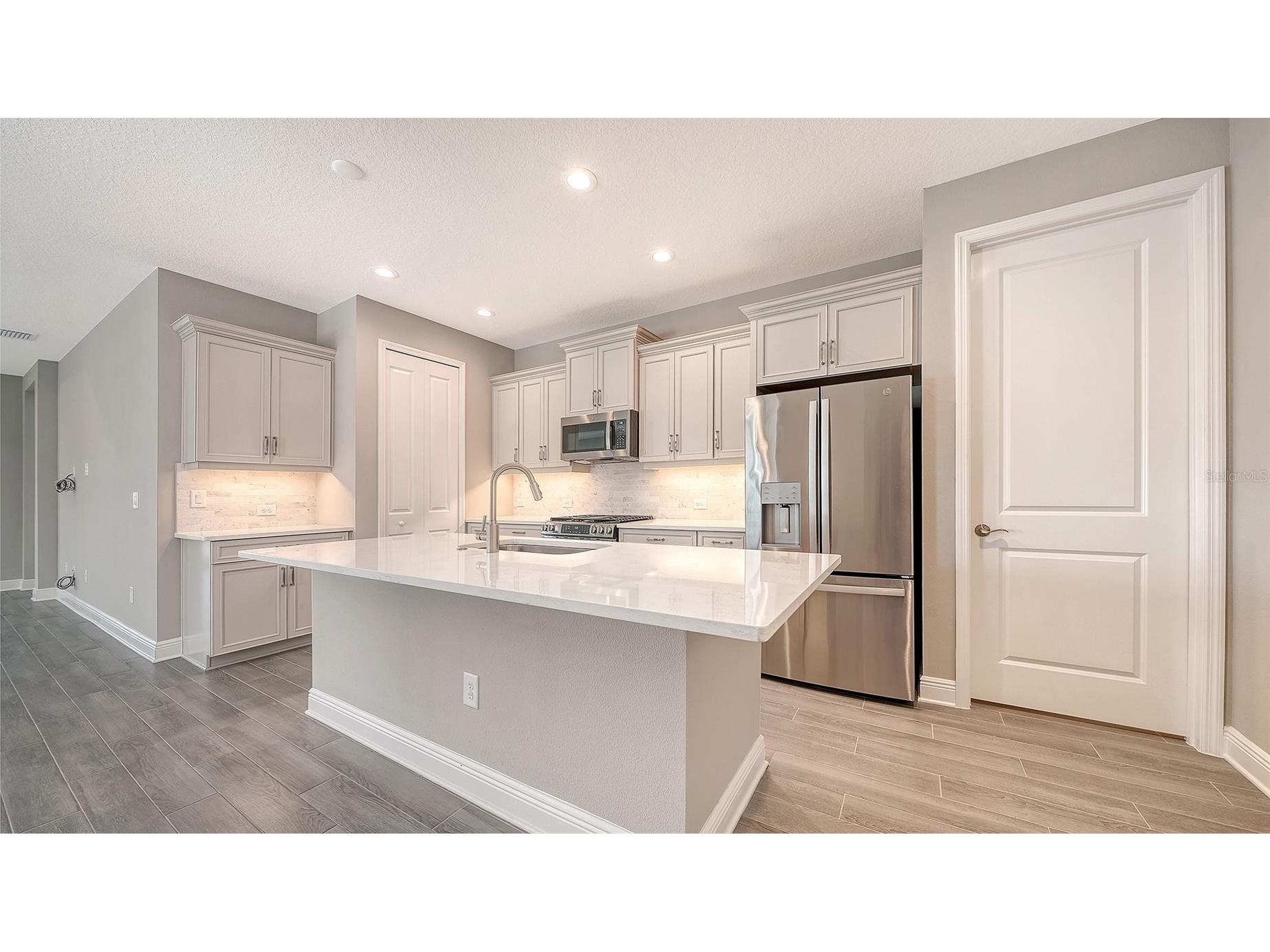 2118 Sylvester Palm Lane Bradenton FL 34212 TB8481010 image7