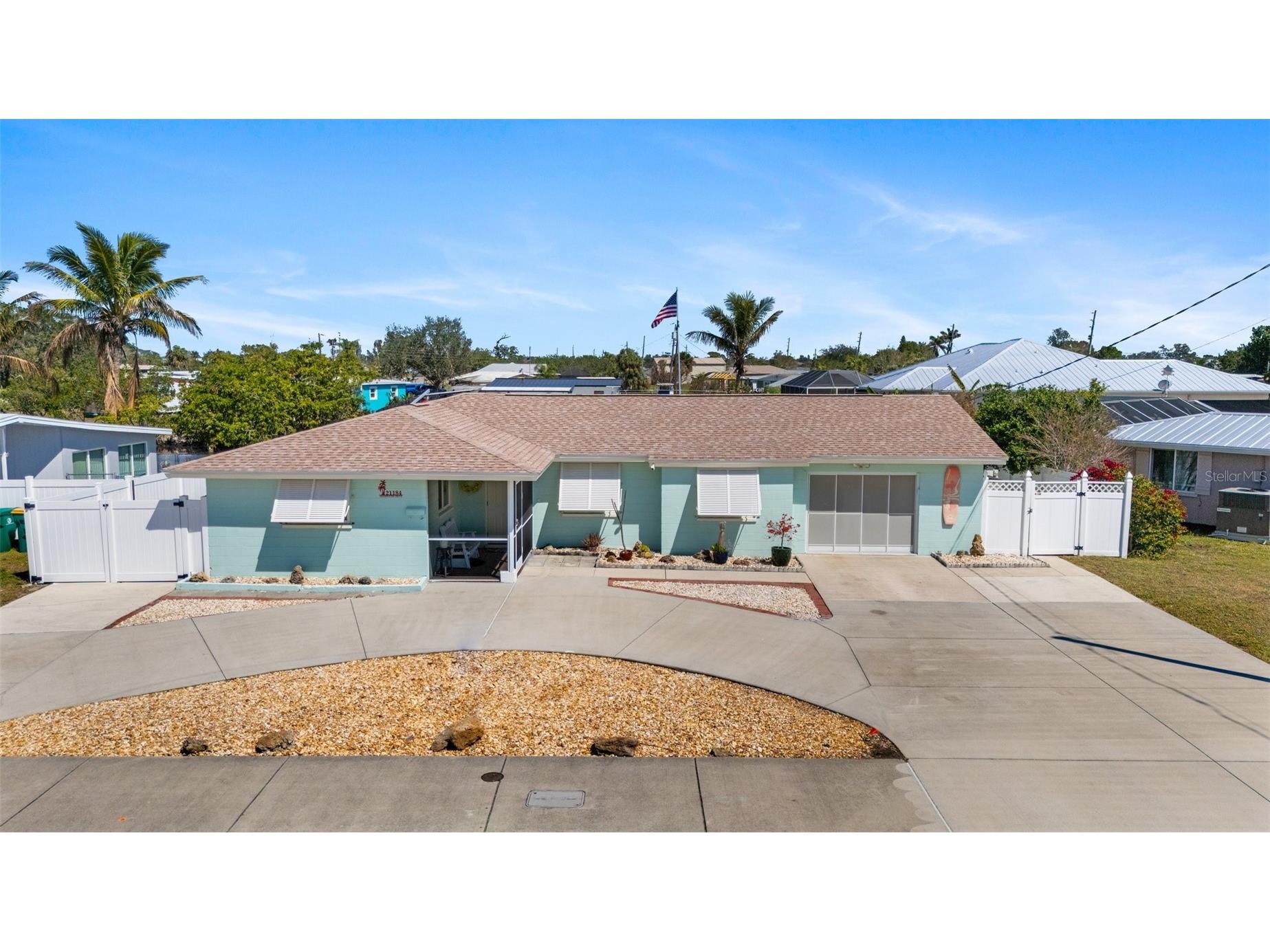 21184 Edgewater Drive Port Charlotte FL 33952 - SUNRISE WATERWAY C7521587 image2