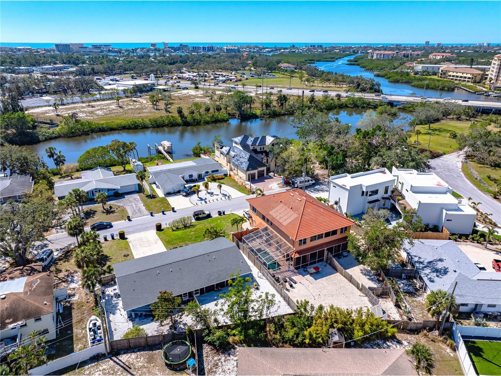 2119 & 2125 Montclair Drive #1 & 2 Sarasota FL 34231 A4696057 image11