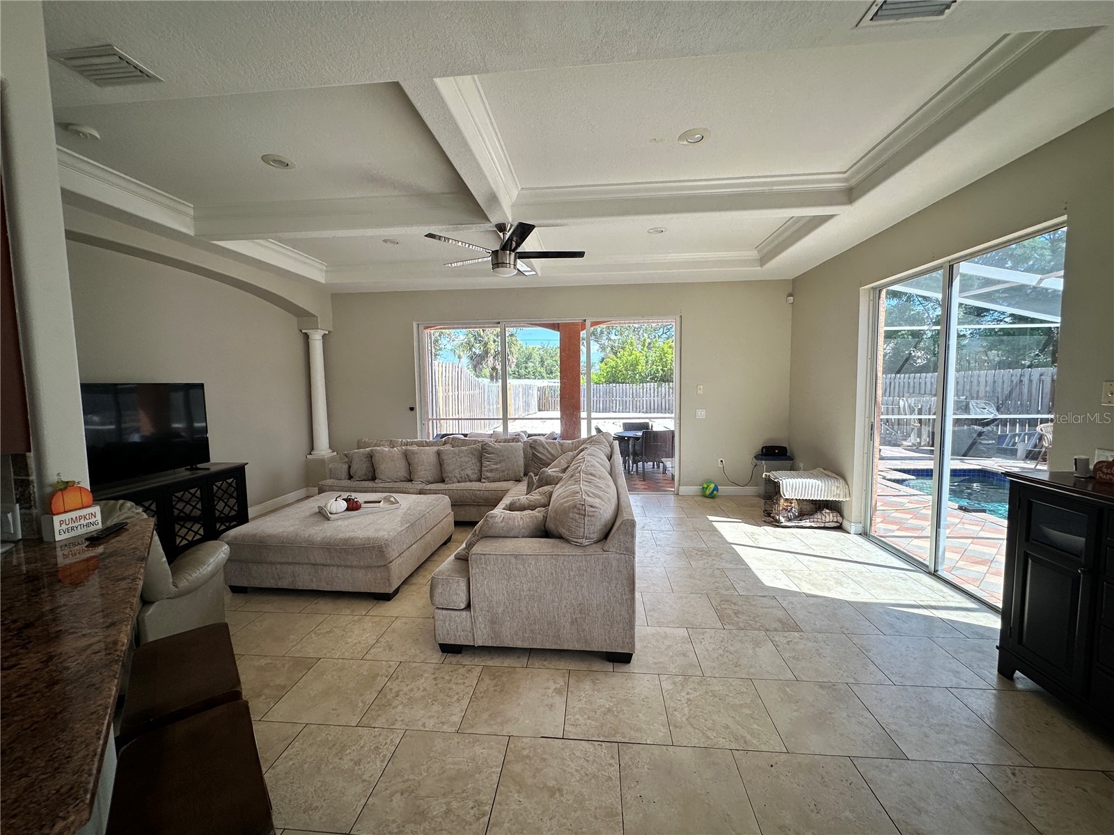 2119 & 2125 Montclair Drive #1 & 2 Sarasota FL 34231 A4696057 image17