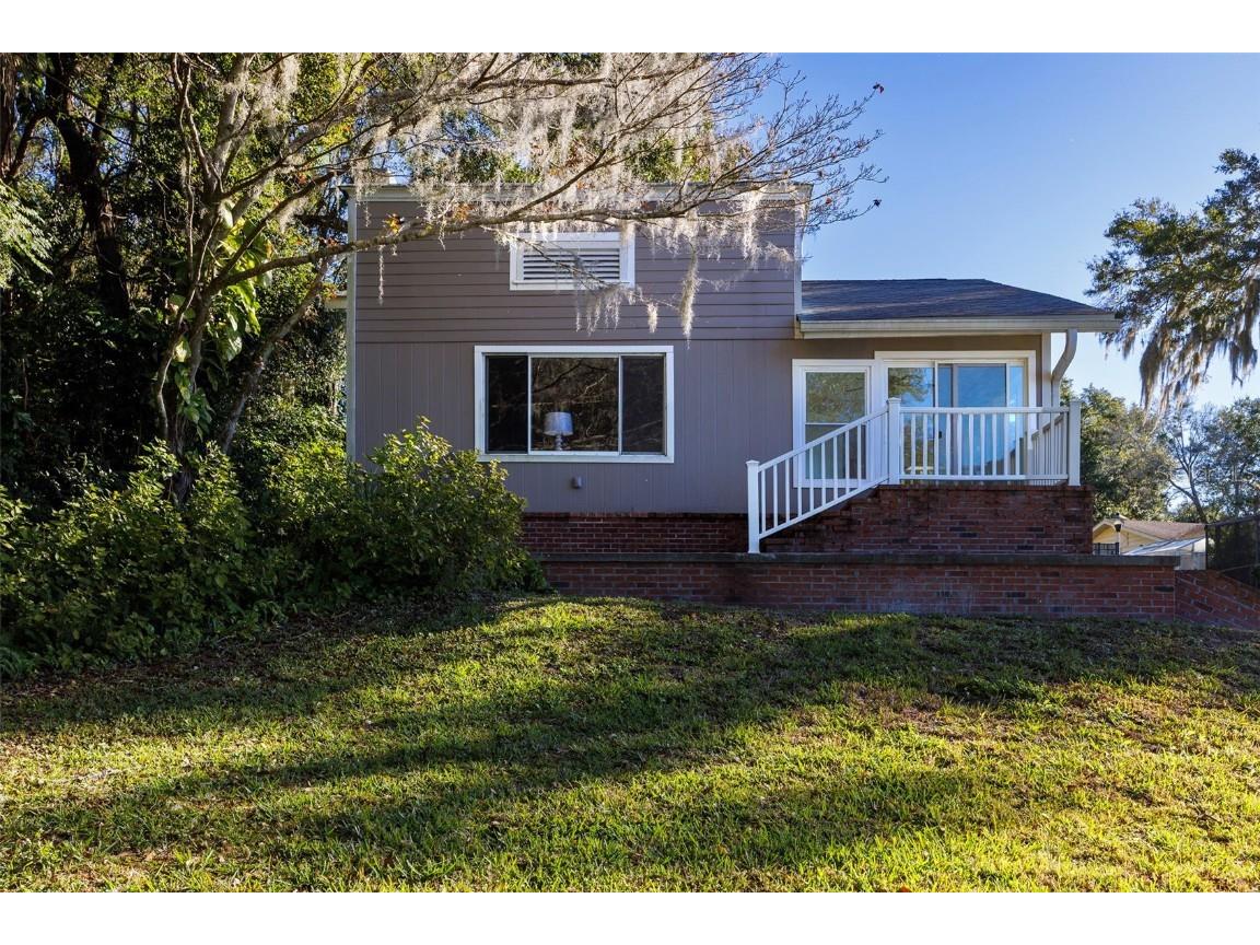 2119 E Crooked Lake Drive Eustis FL 32726 - E CROOKED LAKE G5073872 image1