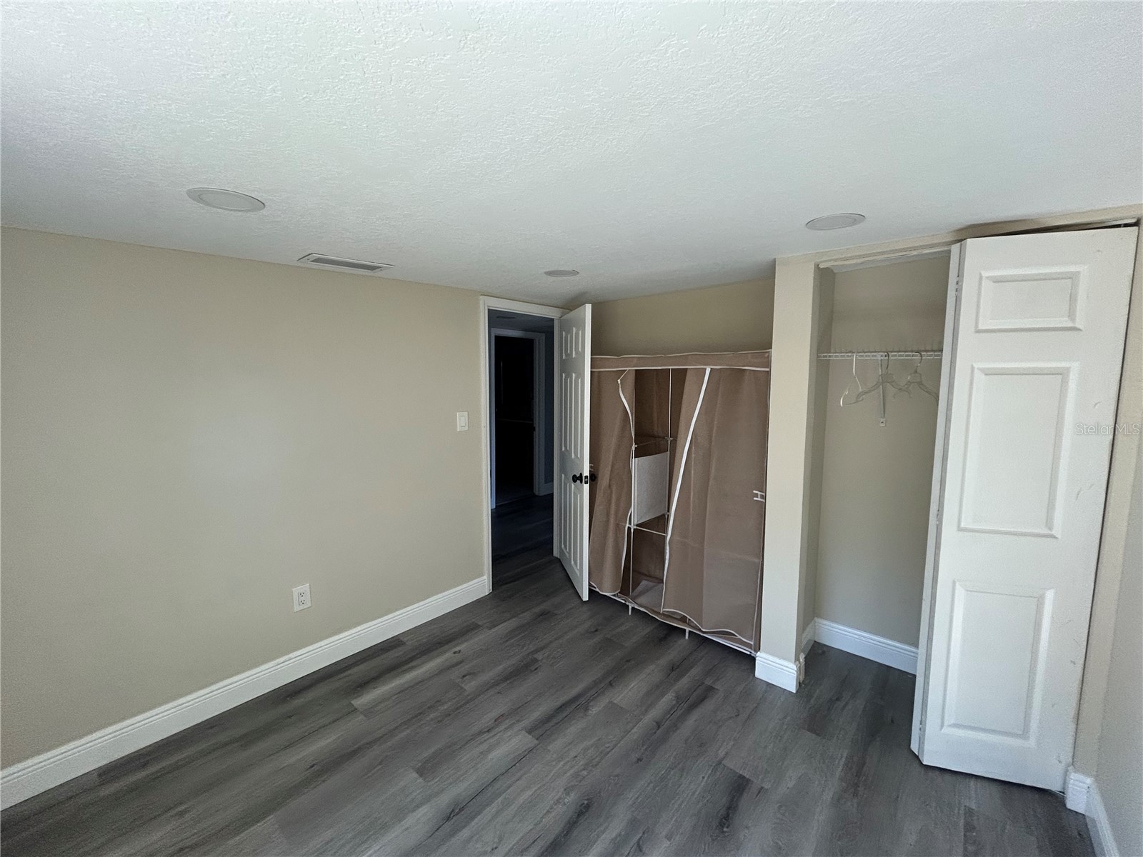 2119 E Ellicott Tampa FL 33610 TB8473065 image13