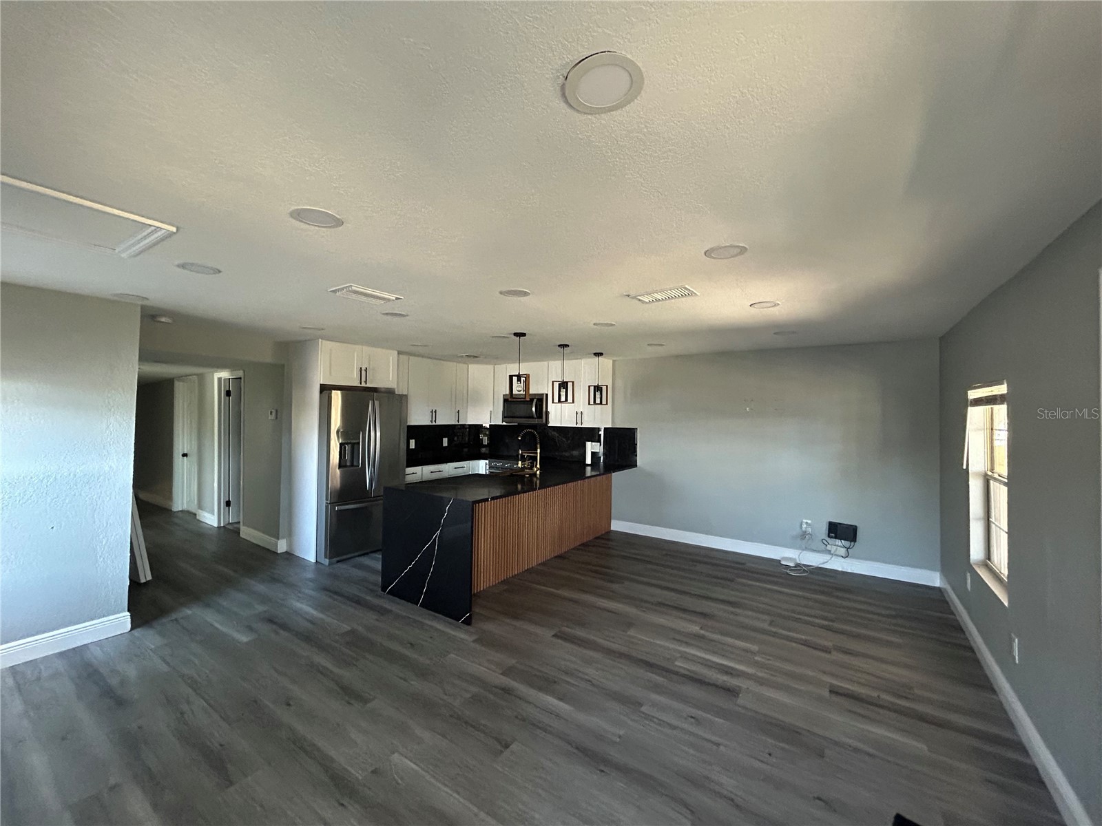 2119 E Ellicott Tampa FL 33610 TB8473065 image4
