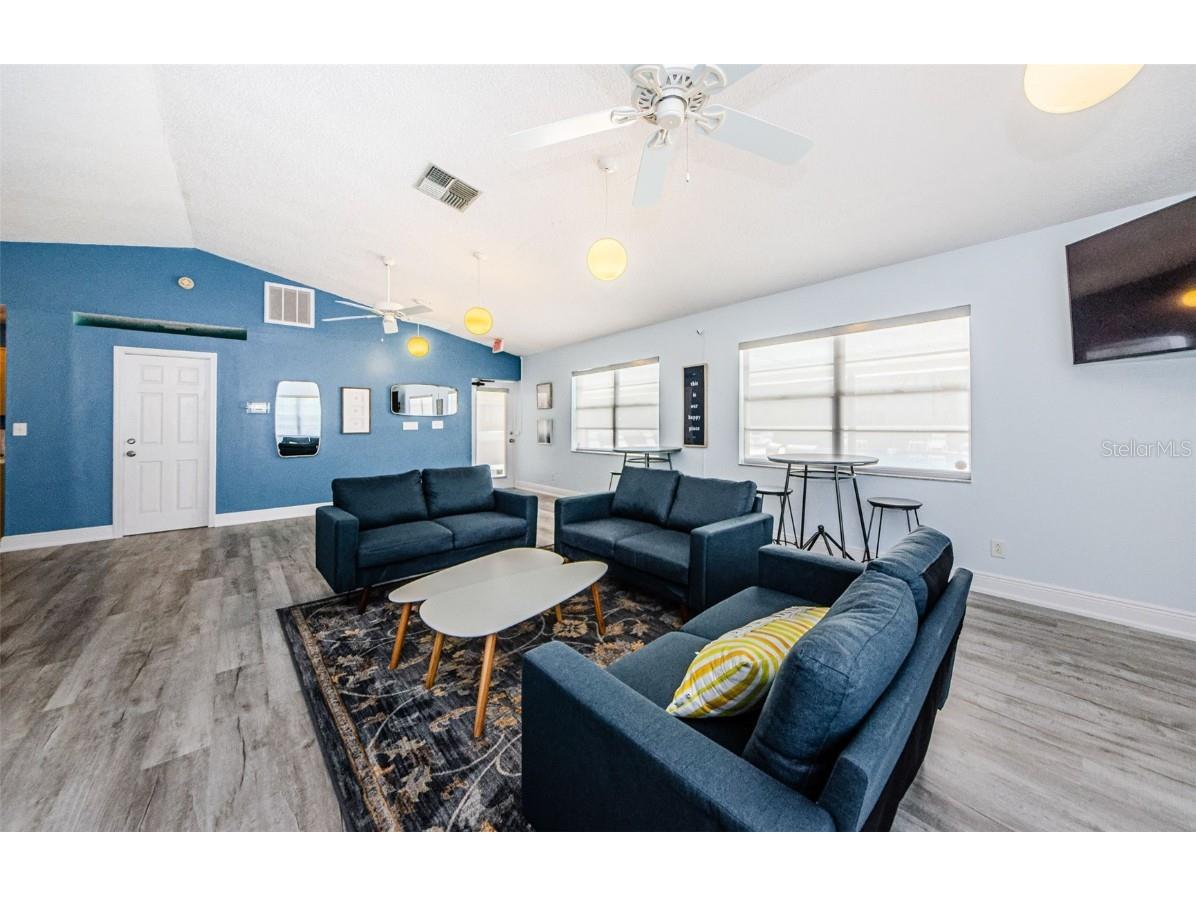 2119 Elm Street #103 Dunedin FL 34698 TB8414827 image41