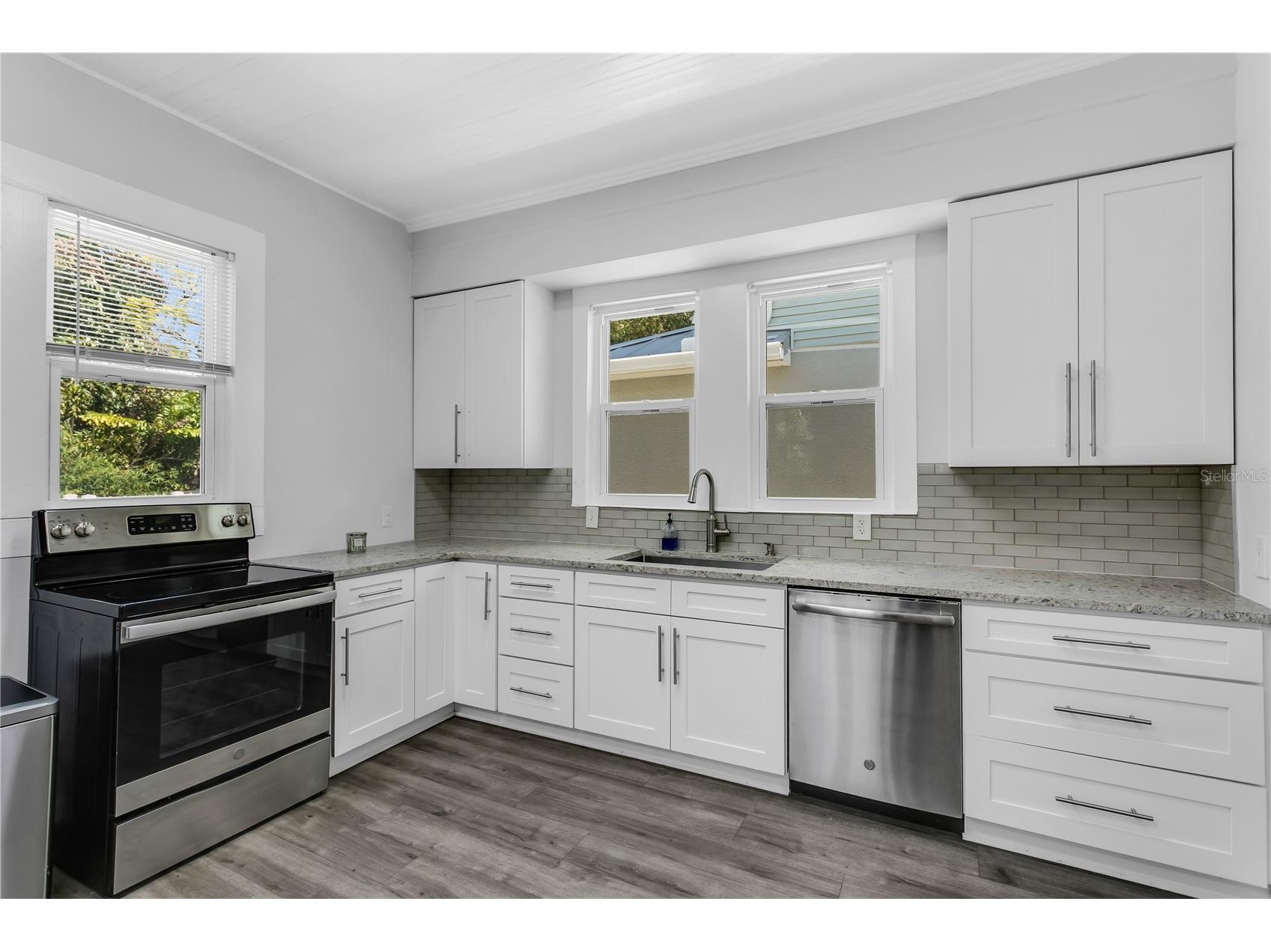 2119 W Spruce Street Tampa FL 33607 TB8470438 image10