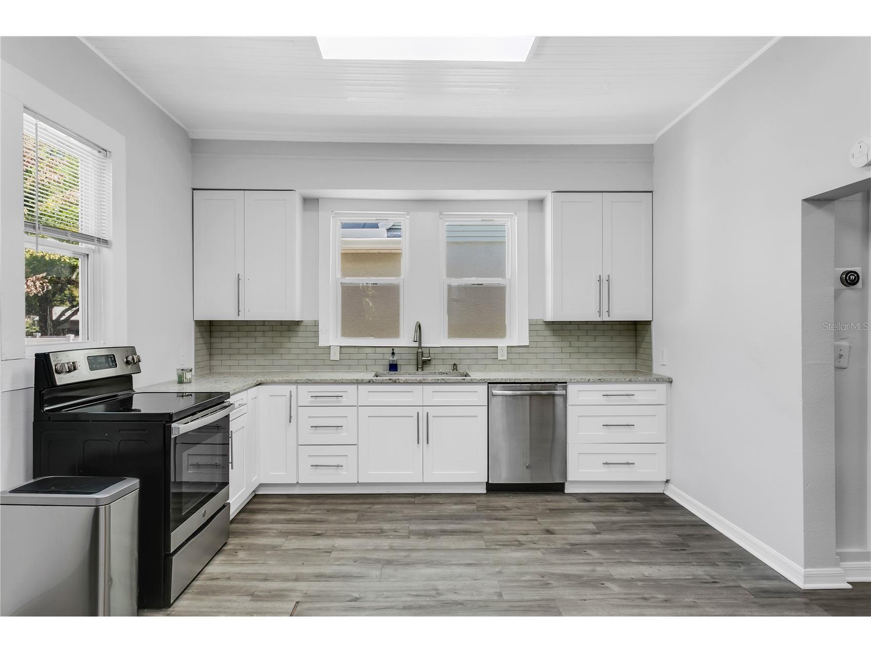 2119 W Spruce Street Tampa FL 33607 TB8470438 image32