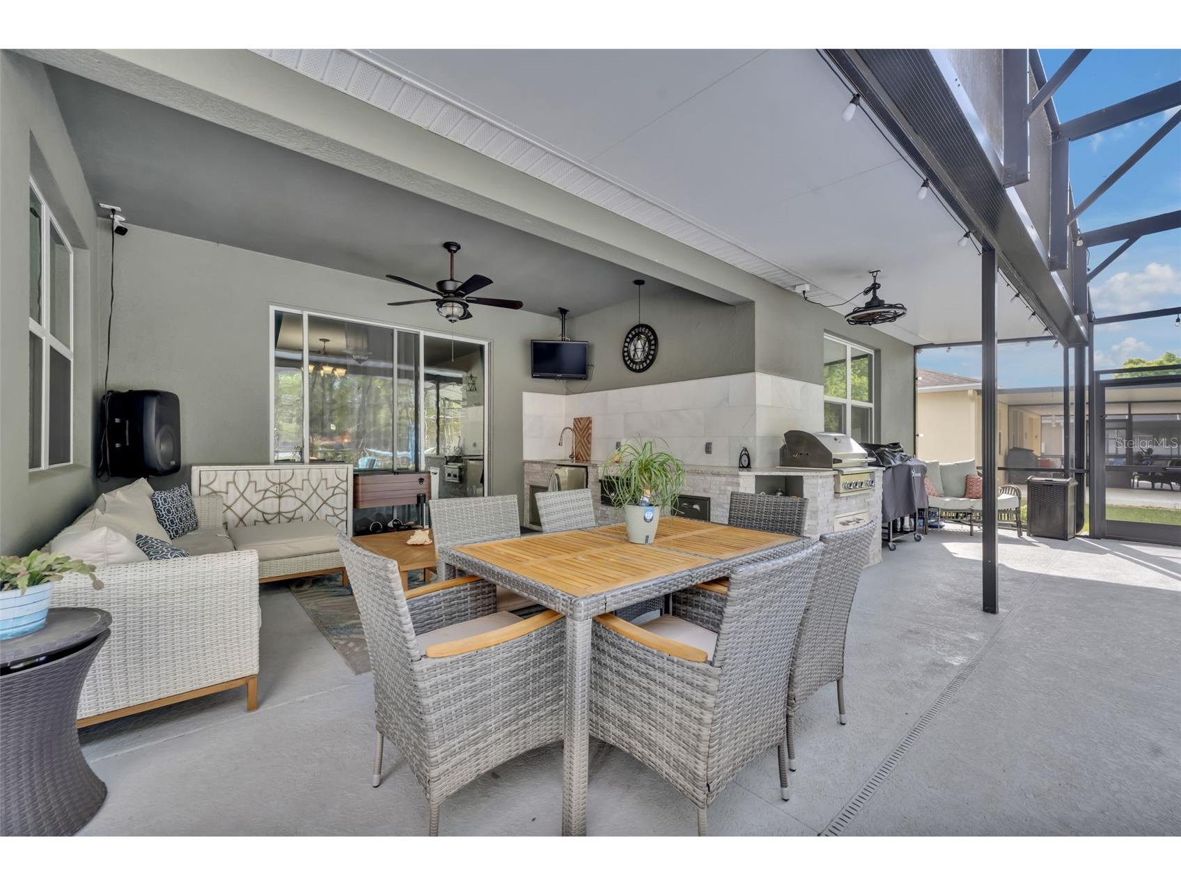 2119 White Dahlia Drive Apopka FL 32712 V4948165 image41
