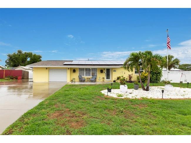 212 66th Avenue Drive W Bradenton FL 34207 A4653345 image1