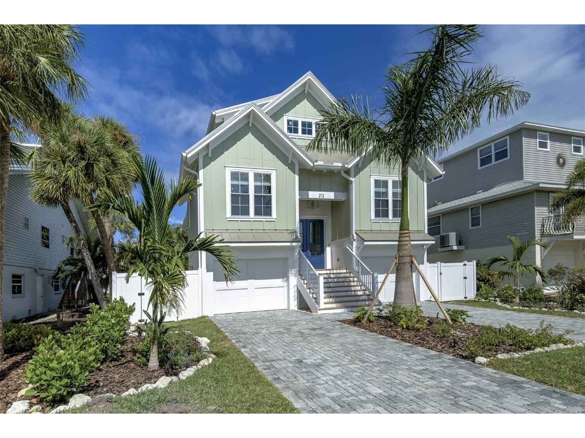 212 70th Street Holmes Beach FL 34217 A4565775 image1
