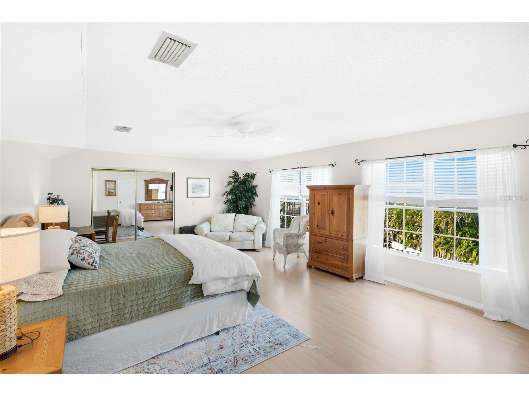 212 85th St Holmes Beach FL 34217 A4679320 image12