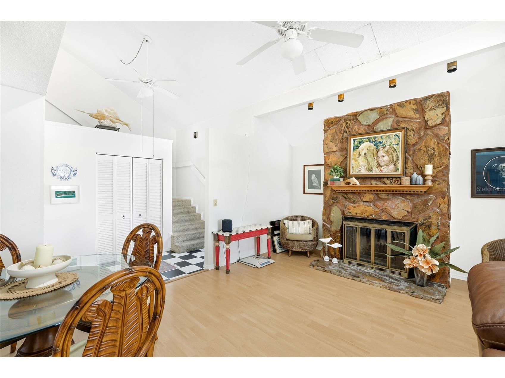 212 85th St Holmes Beach FL 34217 A4679320 image6