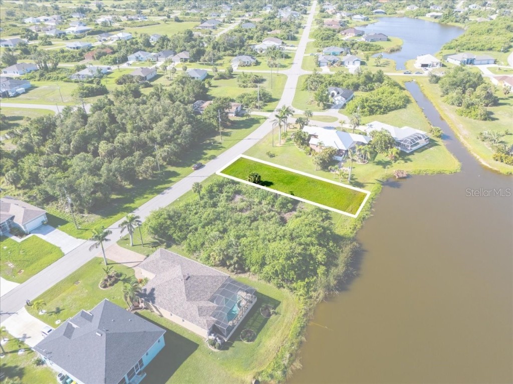 212 Antilla Drive Rotonda West FL 33947 C7511245 image3