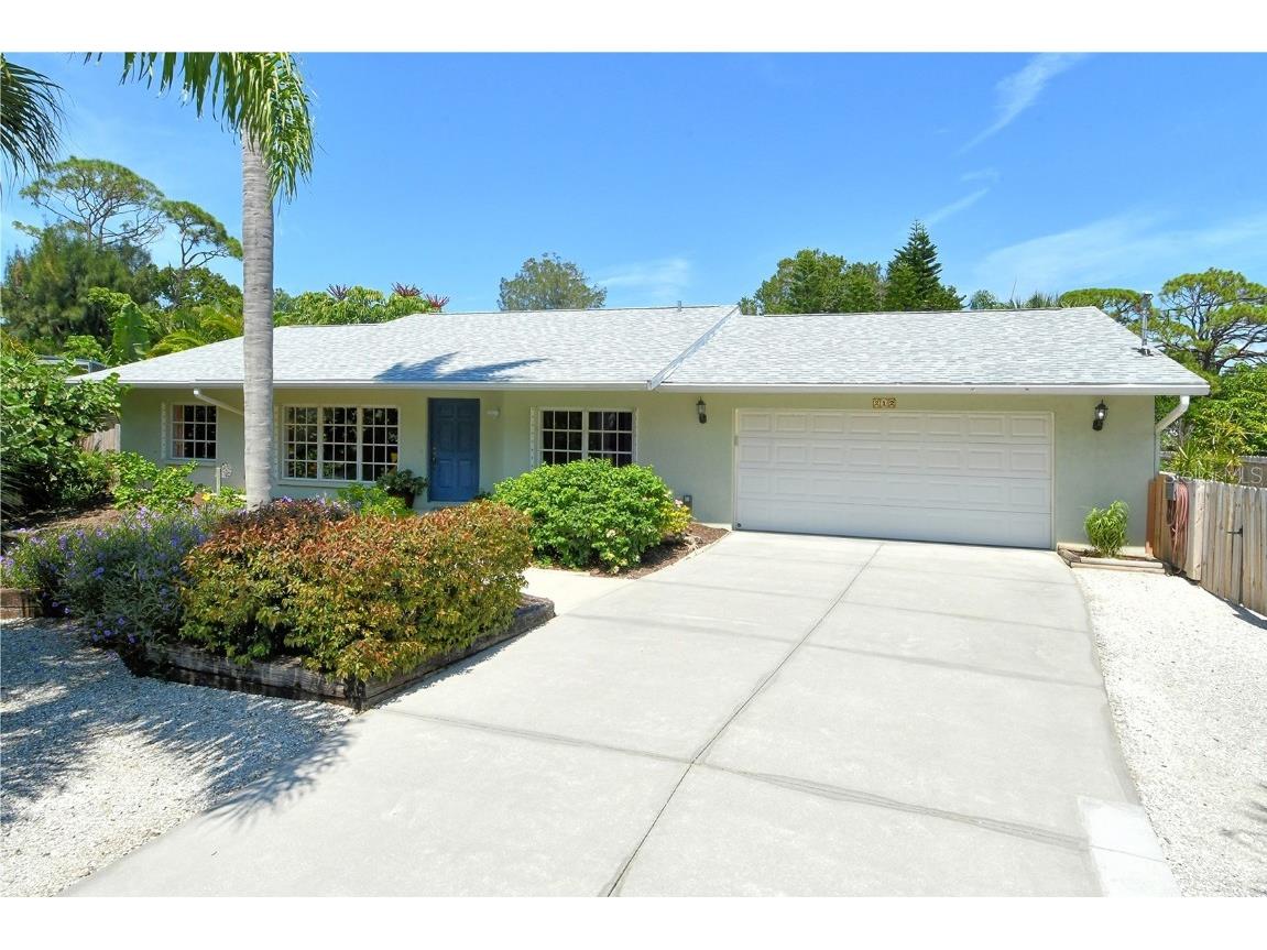 212 Avenida De Bahia Nokomis FL 34275 N6134435 image1