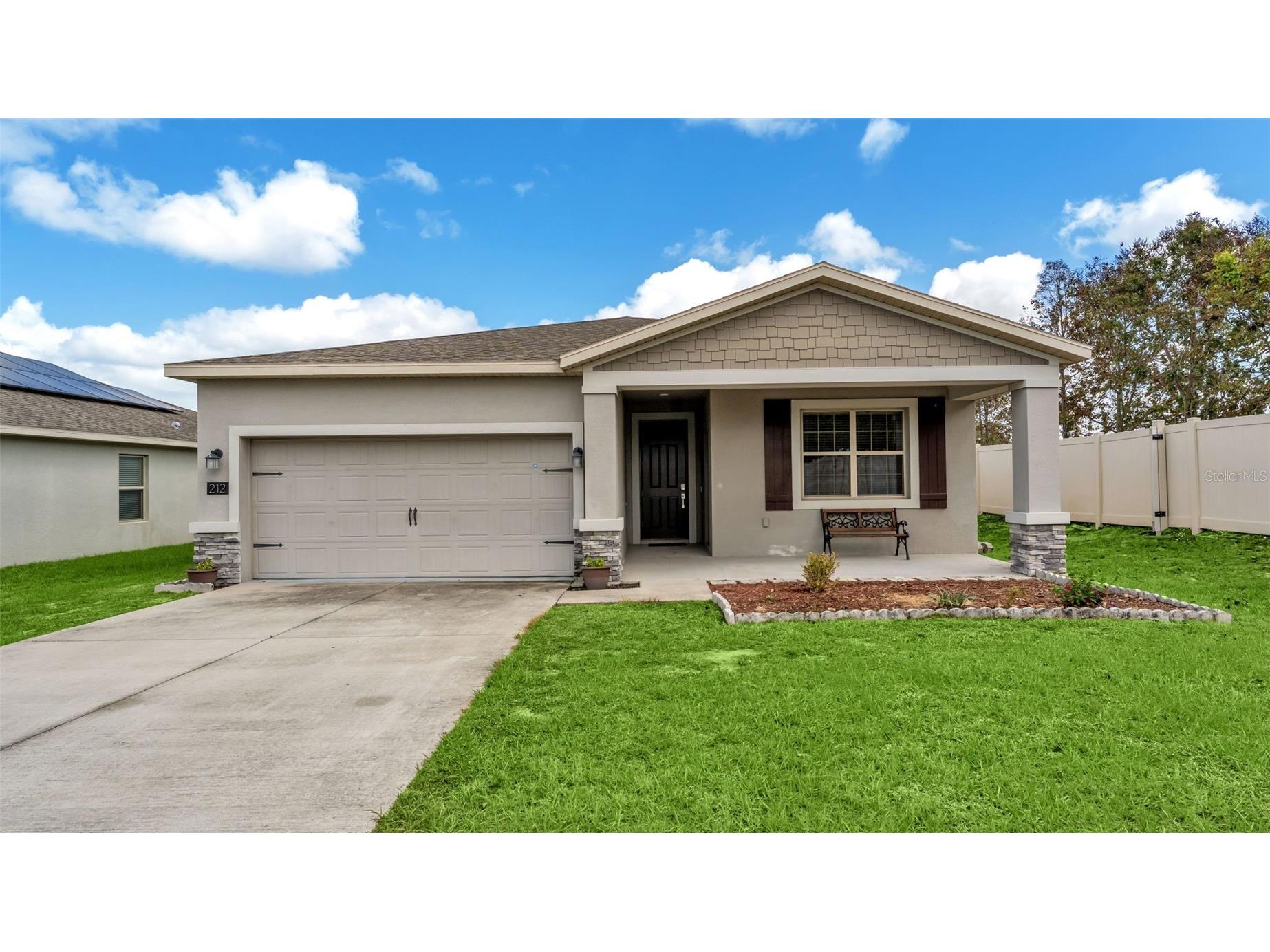 212 Bergamot Loop Davenport FL 33837 L4960910 image1