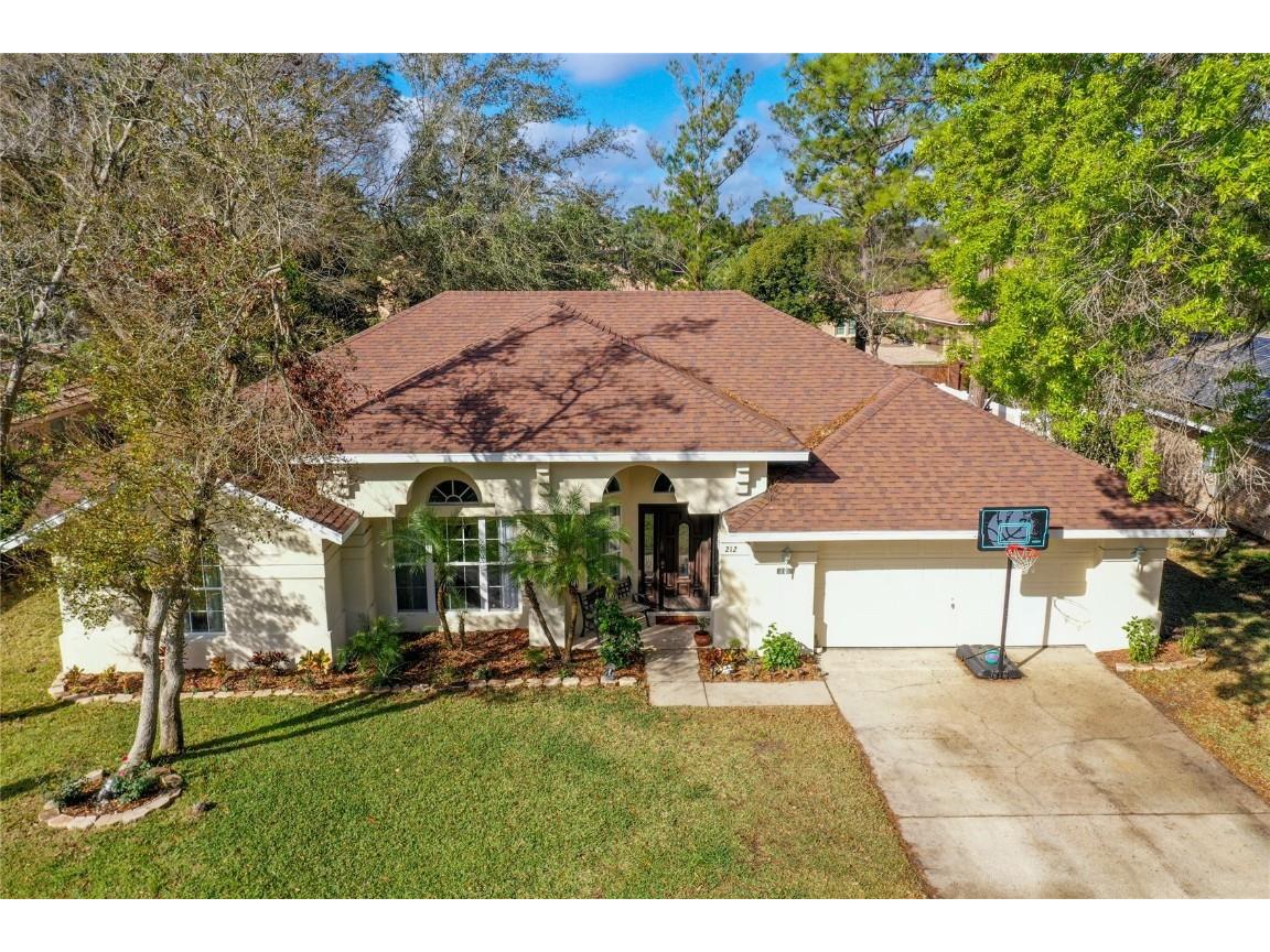 212 Birdiewood Court Debary FL 32713 V4928679 image1