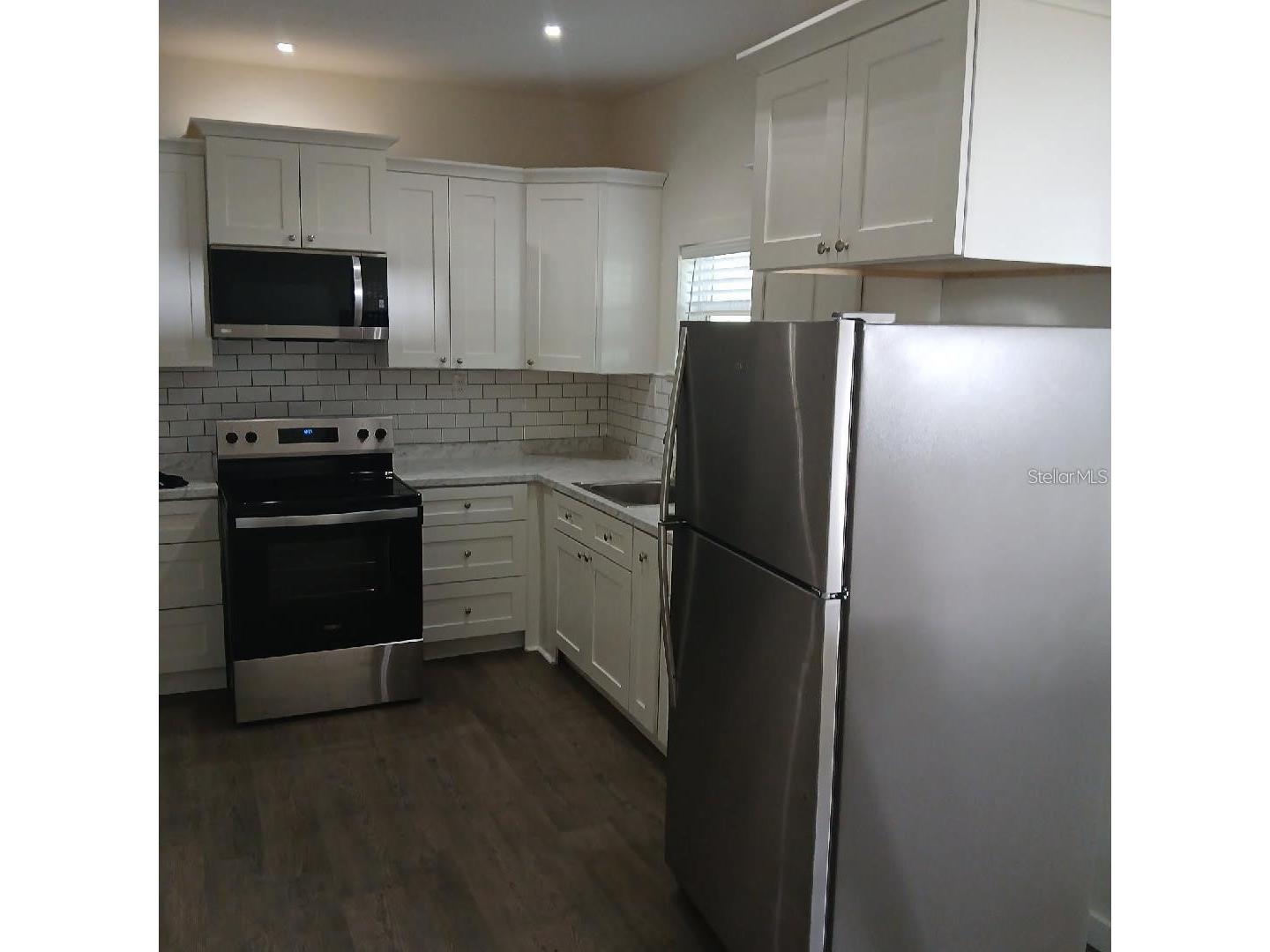 212 Broad Street #13 Masaryktown FL 34604 O6325599 image3