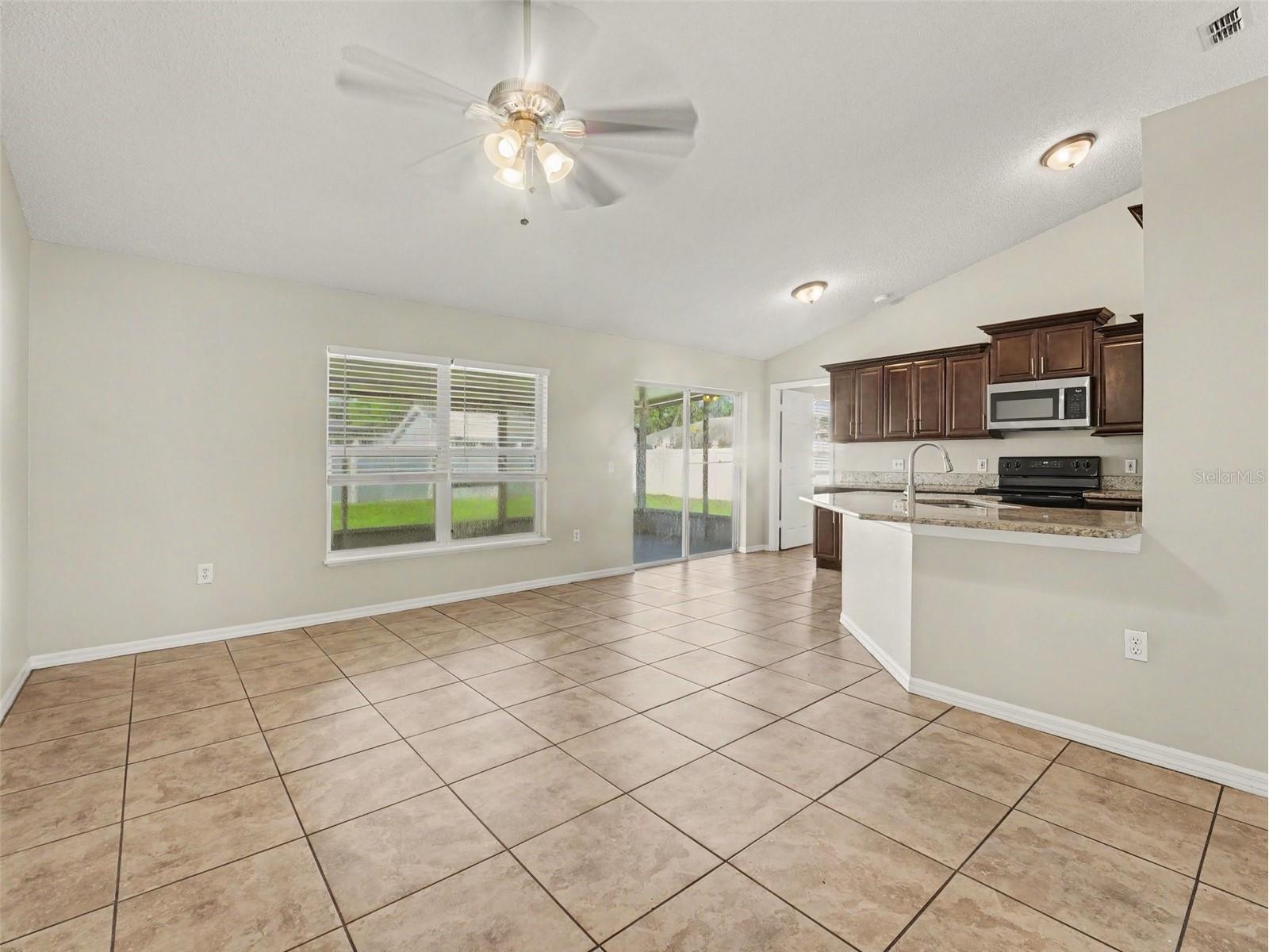 212 Canterbury Court Kissimmee FL 34758 O6421039 image10