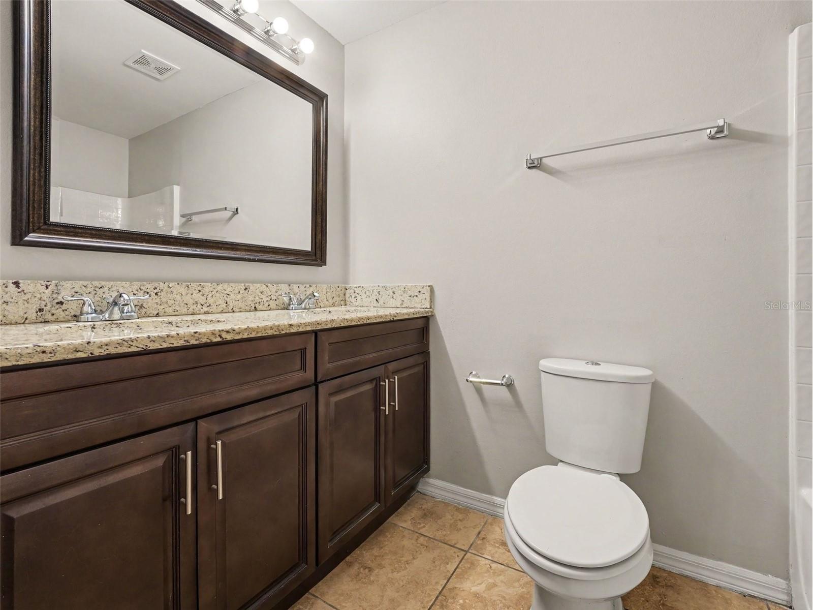 212 Canterbury Court Kissimmee FL 34758 O6421039 image15