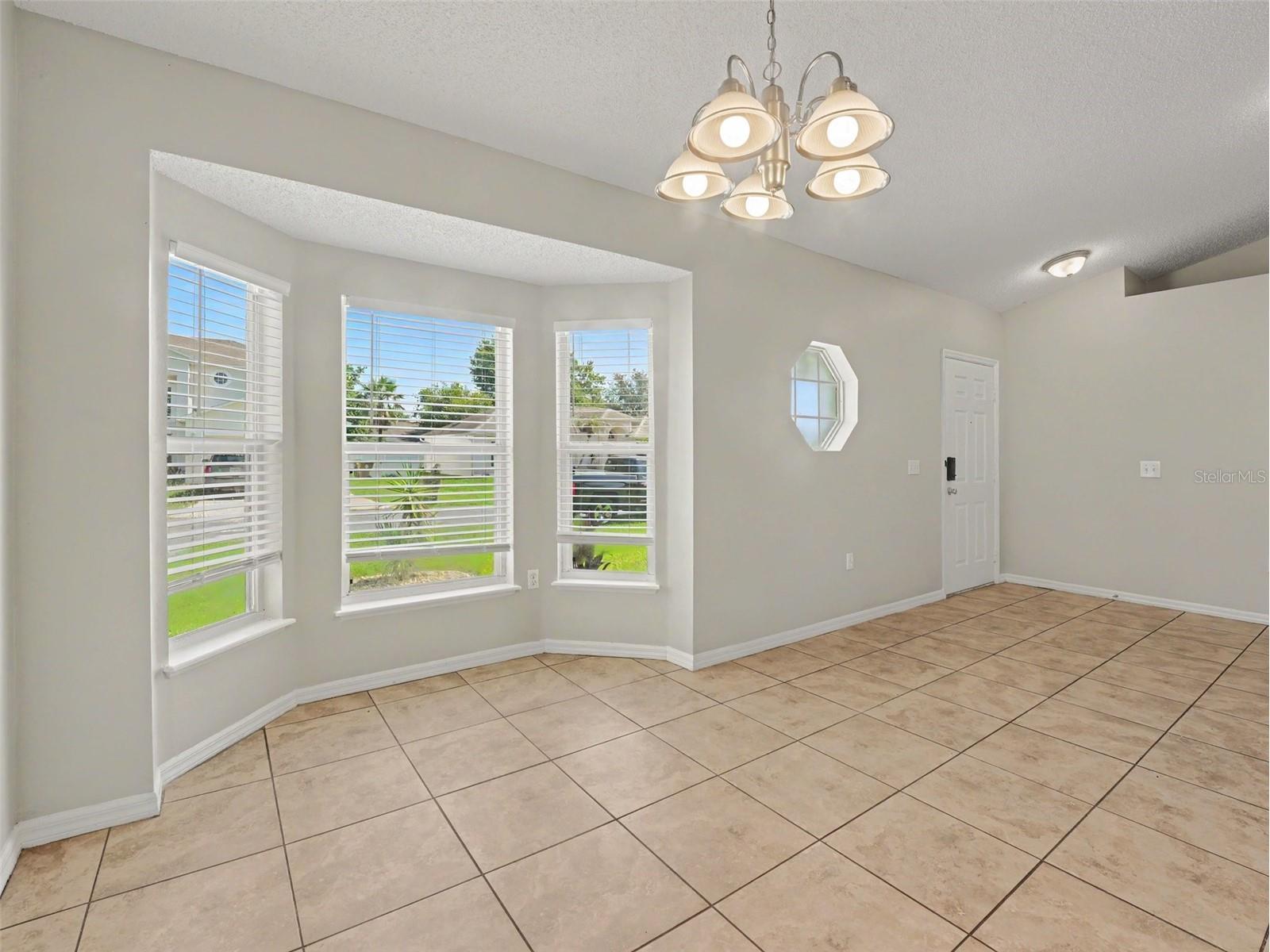 212 Canterbury Court Kissimmee FL 34758 O6421039 image4
