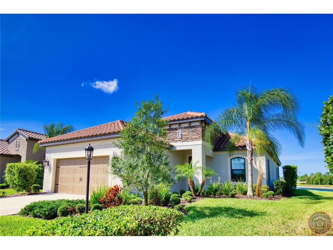 212 Cassano Drive Nokomis FL 34275 N6128457 image1