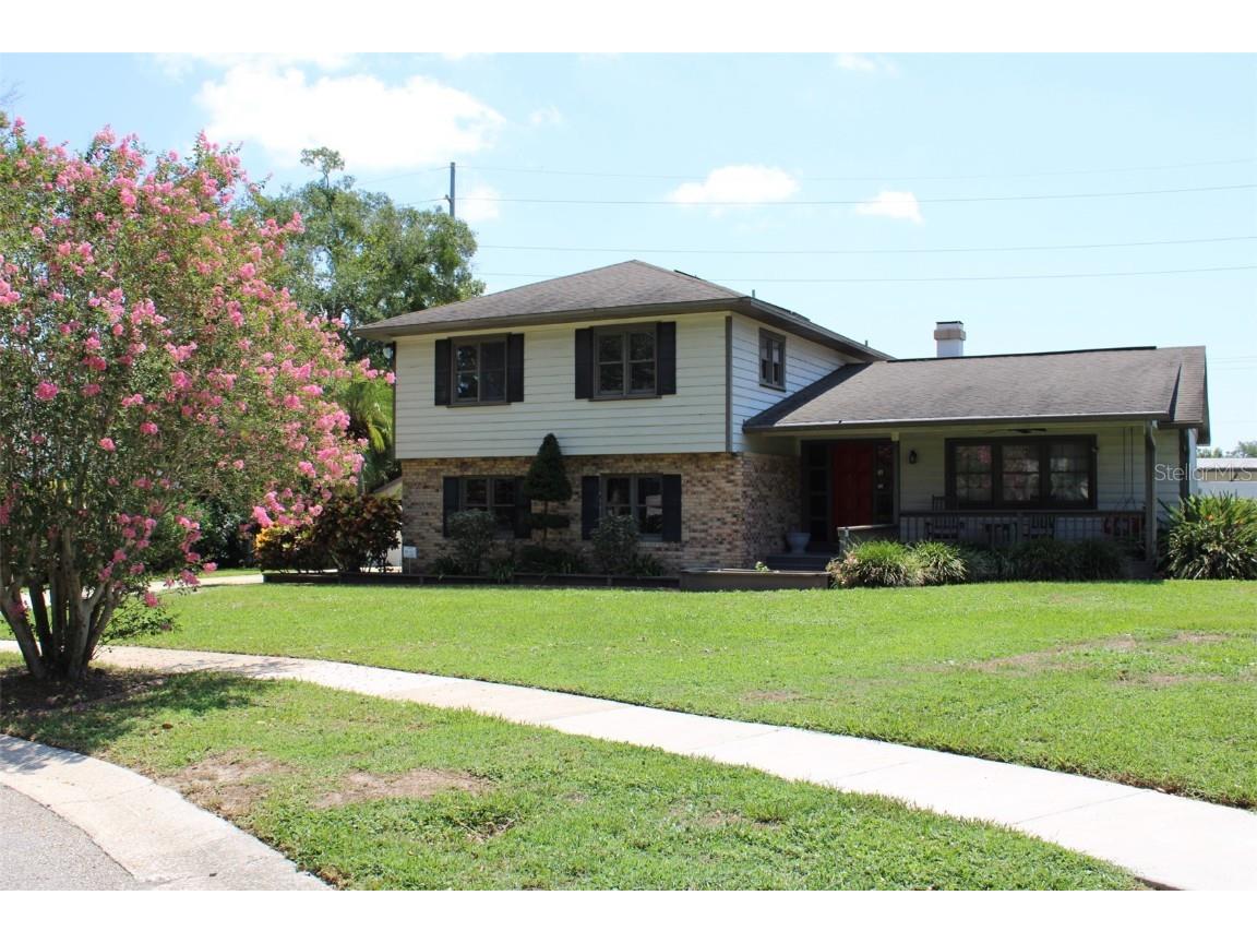 212 Cattail Court Orlando FL 32806 - LAKE HOLDEN O6121319 image1