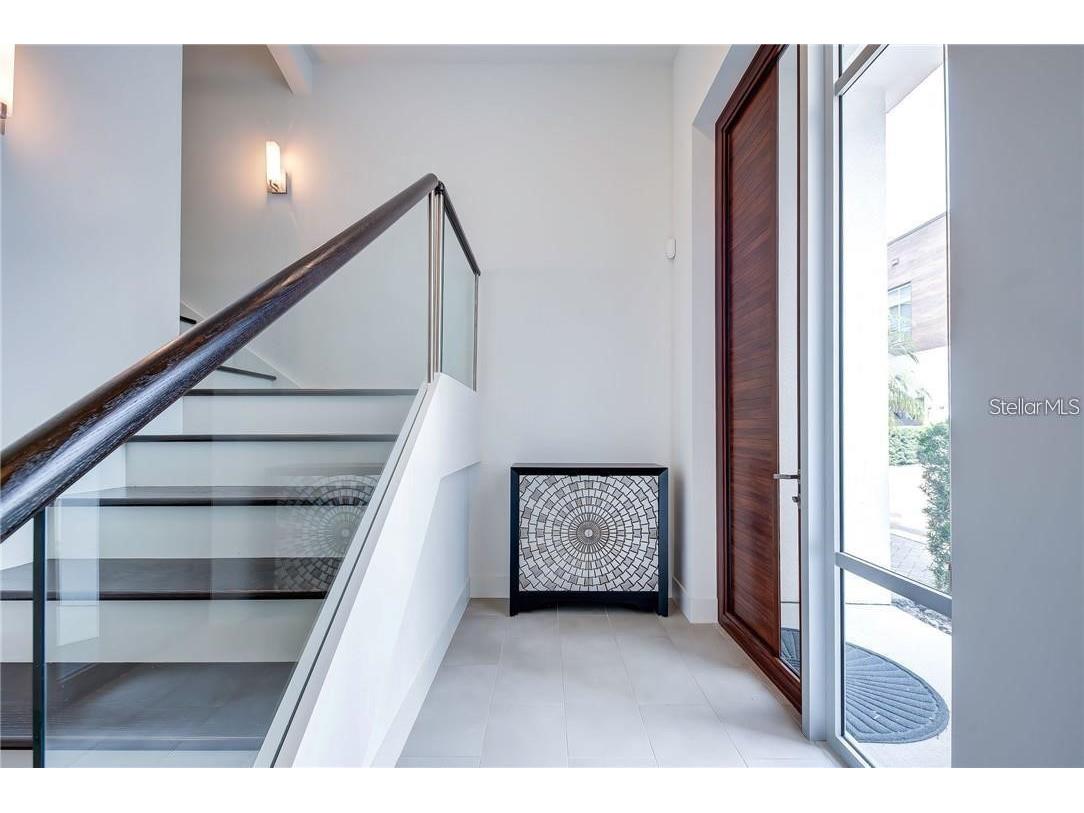 212 Cosmopolitan Court Sarasota FL 34236 A4615634 image3