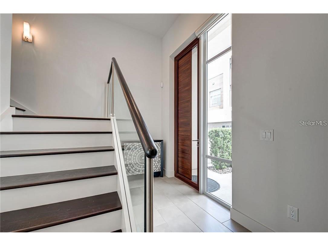 212 Cosmopolitan Court Sarasota FL 34236 A4615634 image4