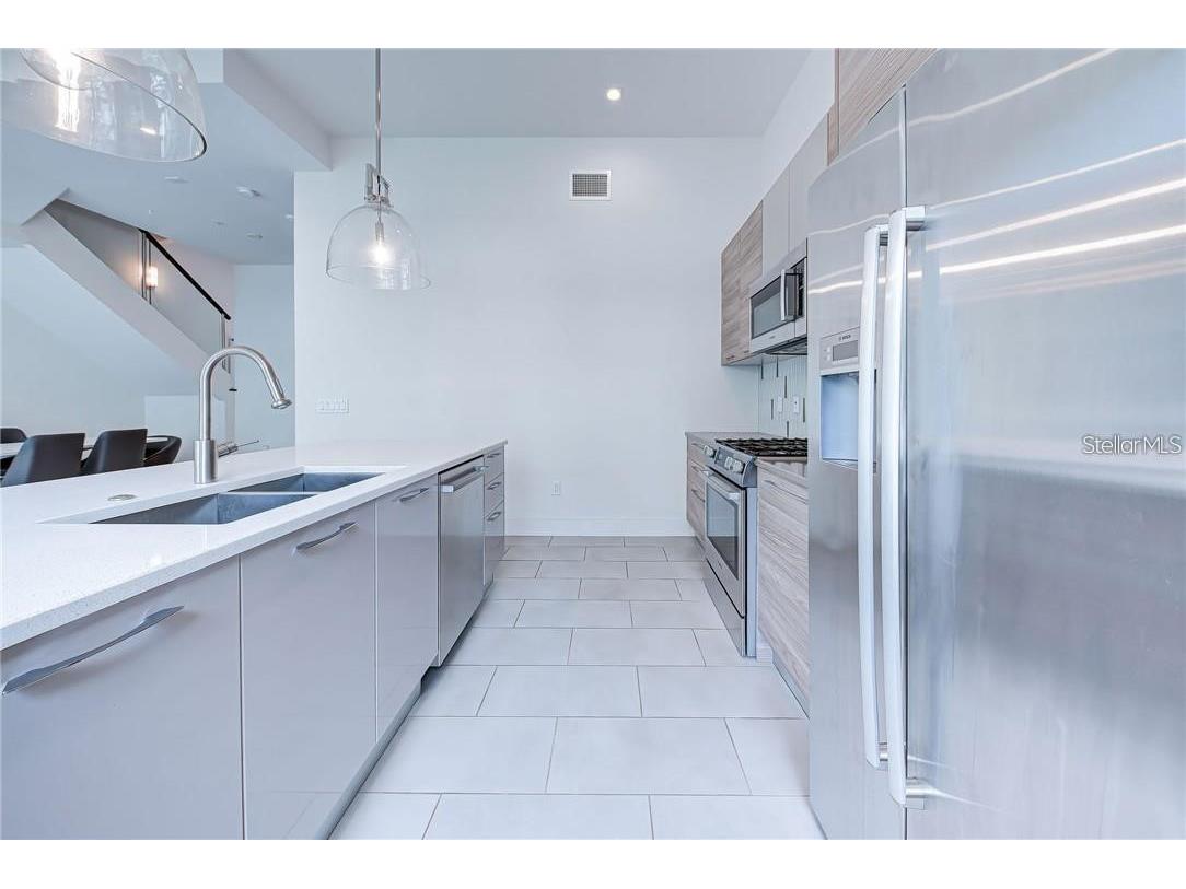 212 Cosmopolitan Court Sarasota FL 34236 A4615634 image9