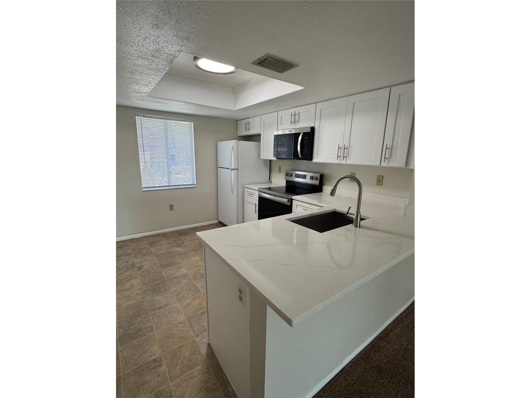 212 Cypress Lane Oldsmar FL 34677 TB8485274 image3