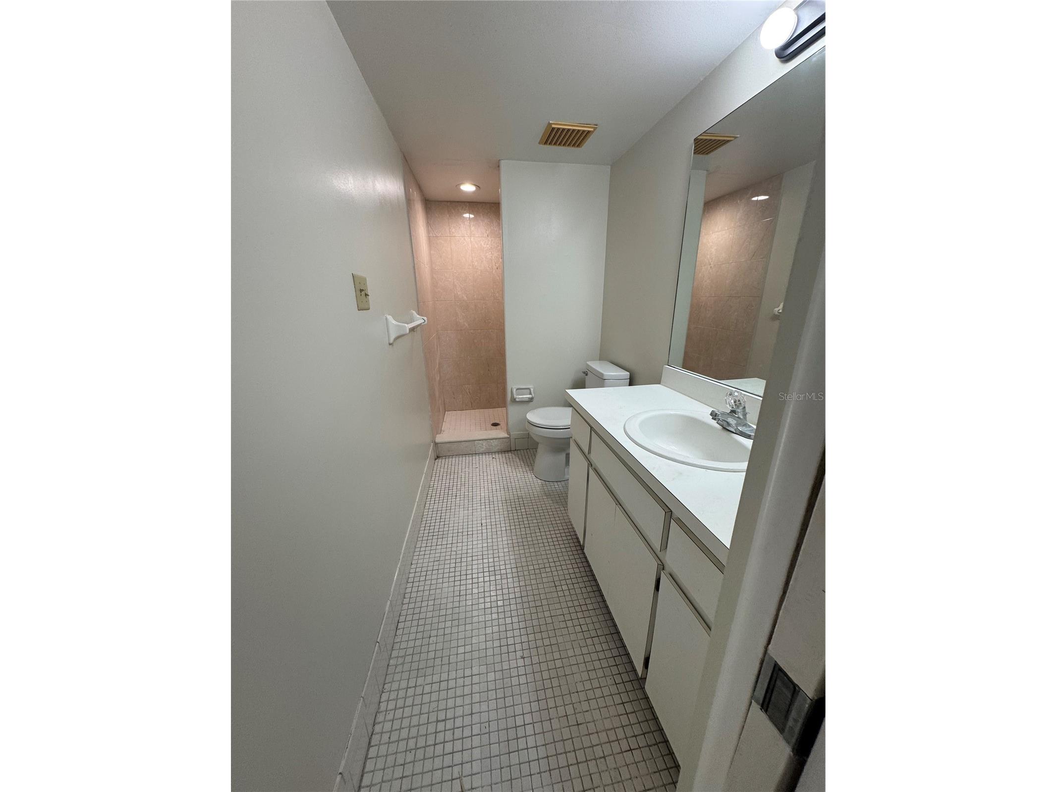 212 Cypress Lane Oldsmar FL 34677 TB8485274 image7