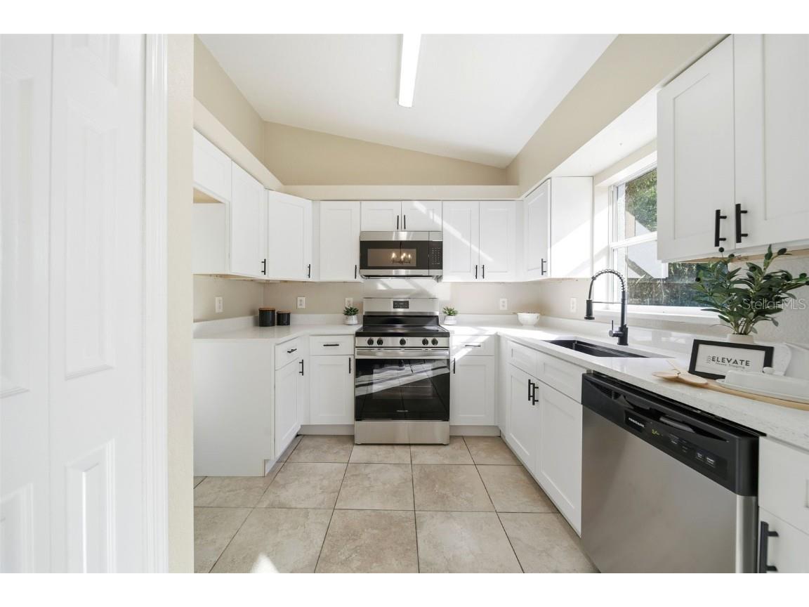 212 E 15th Street Apopka FL 32703 O6362768 image4