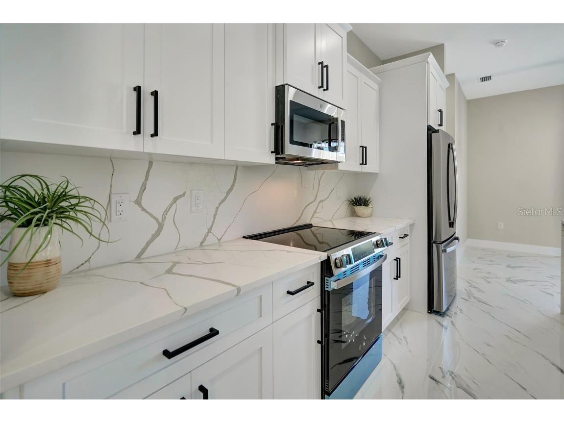 212 Fairway Road Rotonda West FL 33947 C7518727 image5