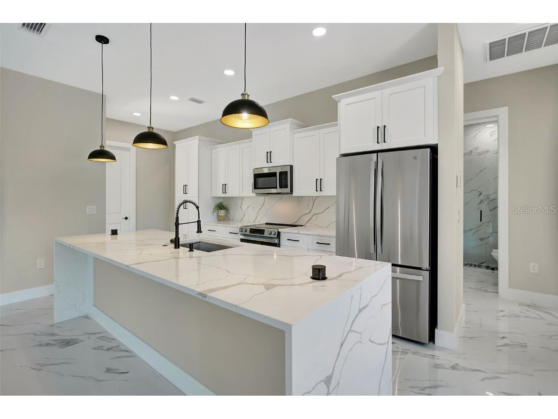 212 Fairway Road Rotonda West FL 33947 C7518727 image9