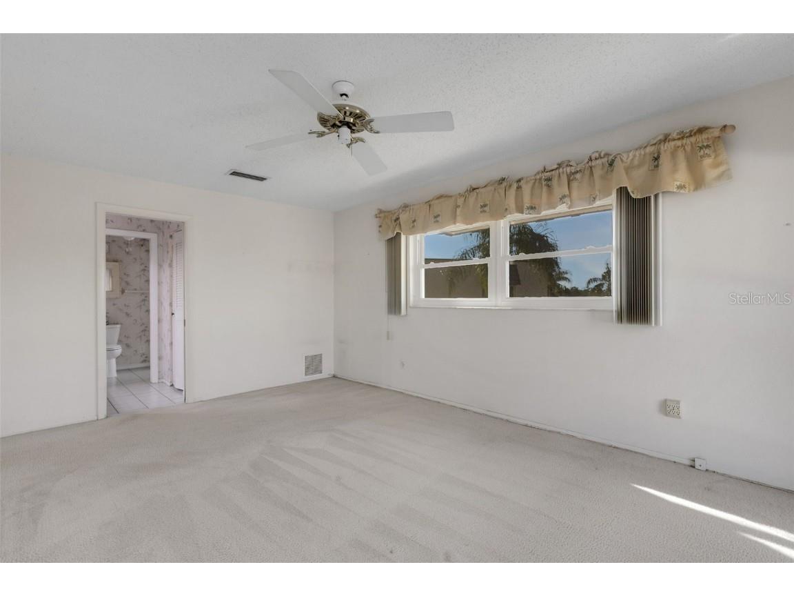 212 Fernwood Circle #212 Seminole FL 33777 TB8440619 image31