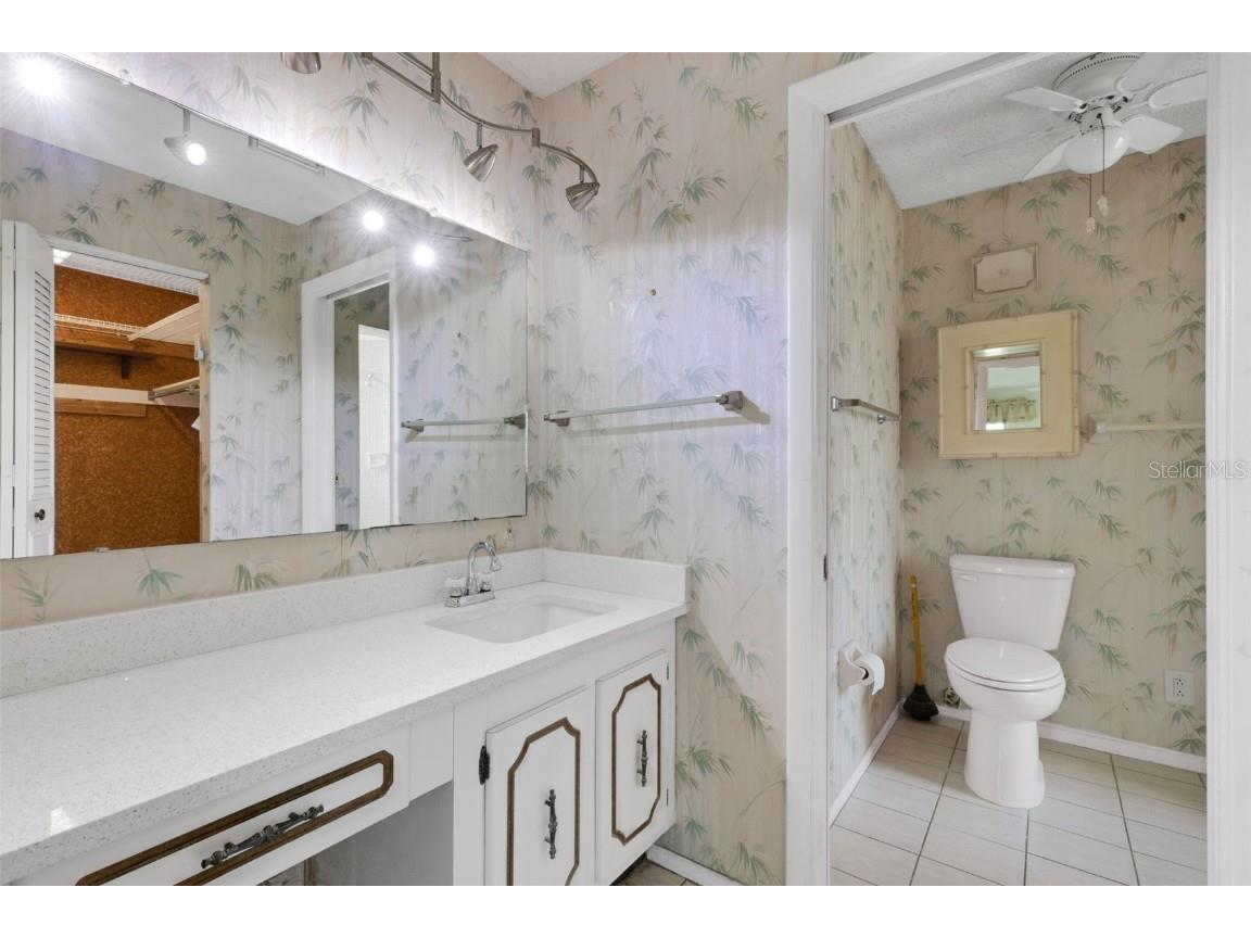 212 Fernwood Circle #212 Seminole FL 33777 TB8440619 image32