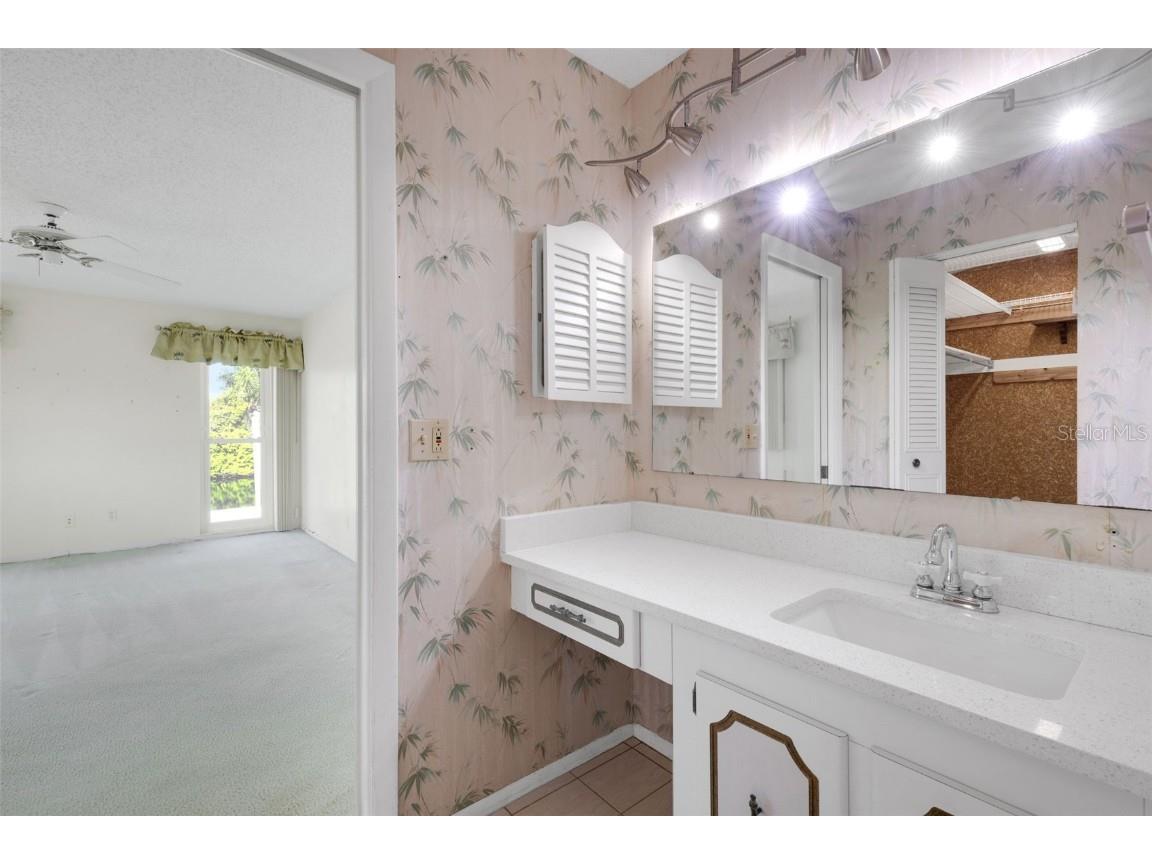 212 Fernwood Circle #212 Seminole FL 33777 TB8440619 image33