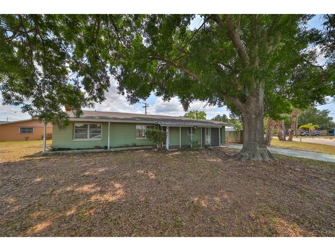 212 Francis Drive Apollo Beach FL 33572 T3528193 image1