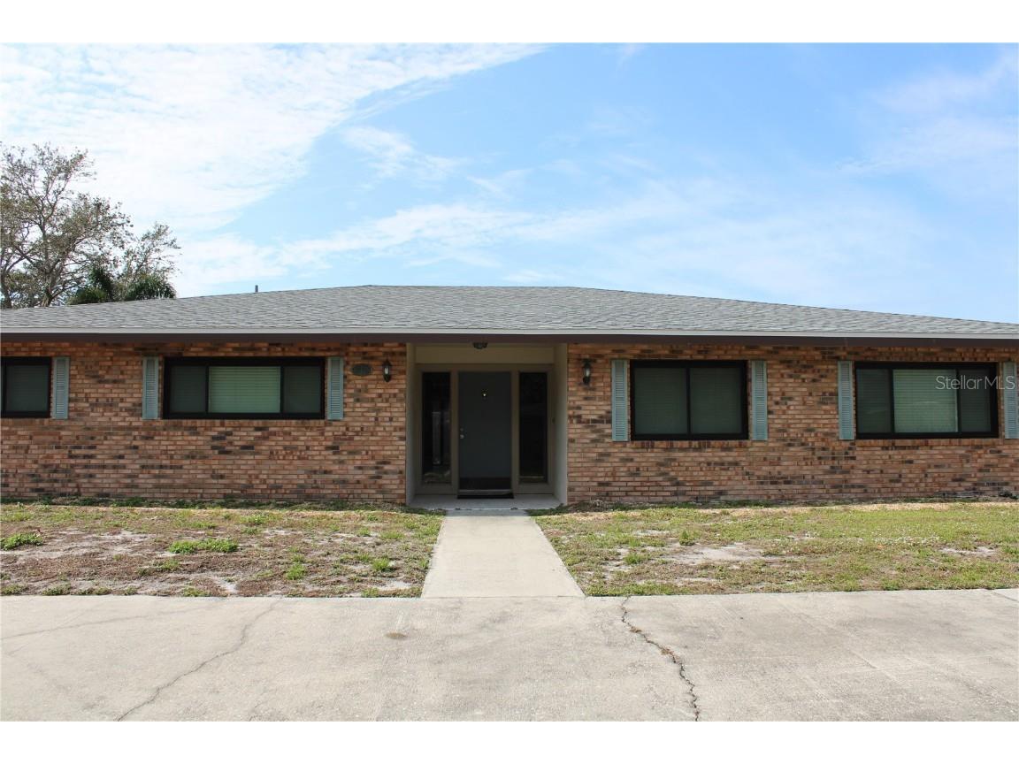 212 Hillcrest Drive Bradenton FL 34209 A4558400 image1
