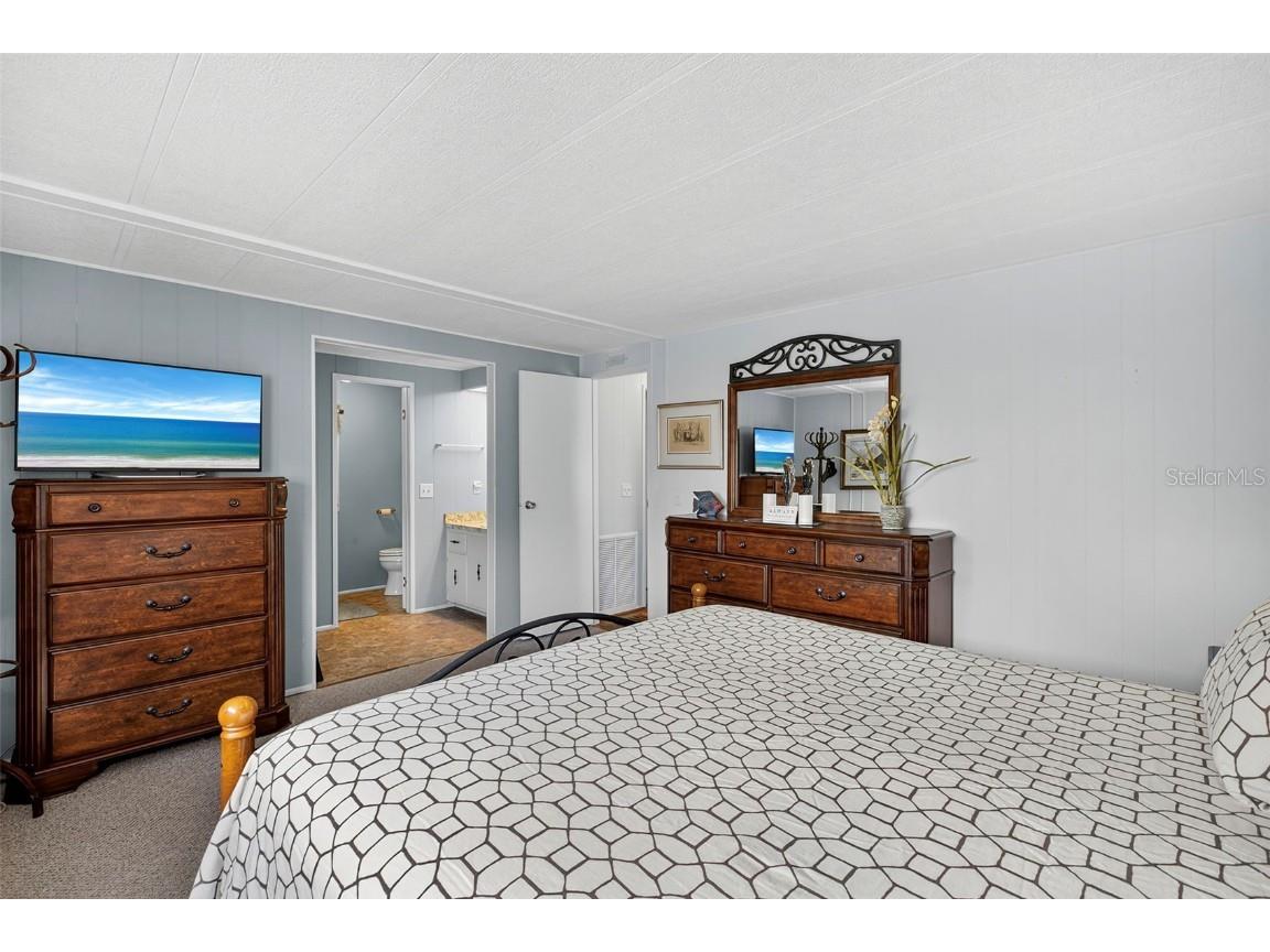 212 La Costa North Port FL 34287 TB8427670 image16