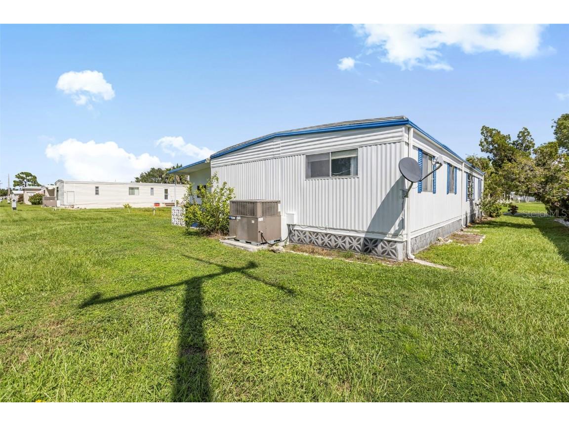 212 La Costa North Port FL 34287 TB8427670 image25