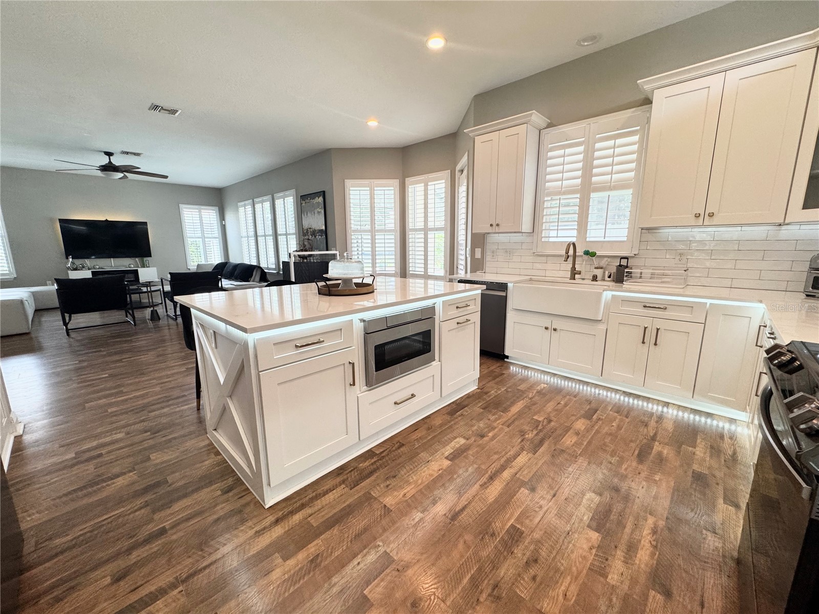 212 Montara Drive Seffner FL 33584 TB8529814 image70