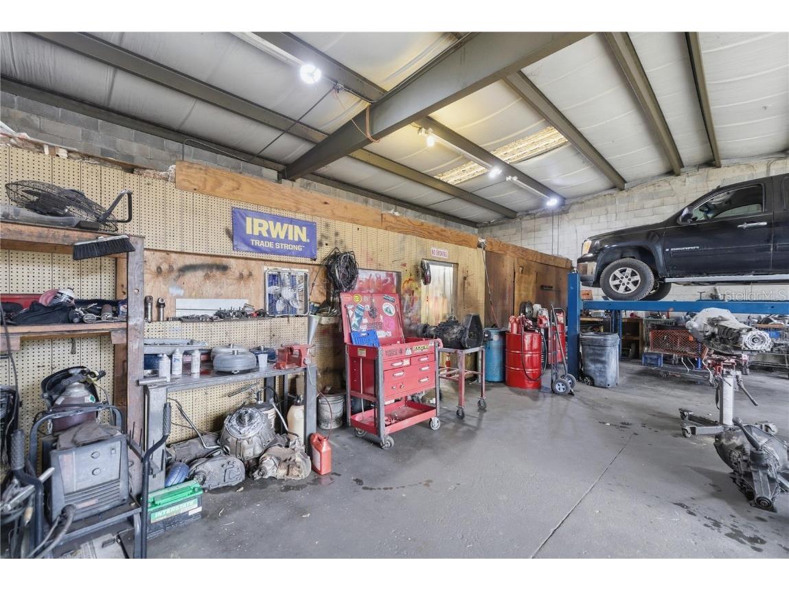 212 NW 20th Street Ocala FL 34475 OM714348 image17