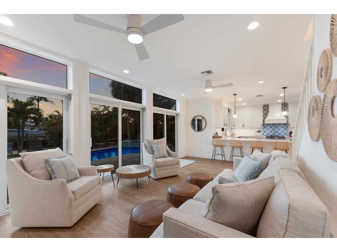 212 Oak Avenue Anna Maria FL 34216 A4659522 image17